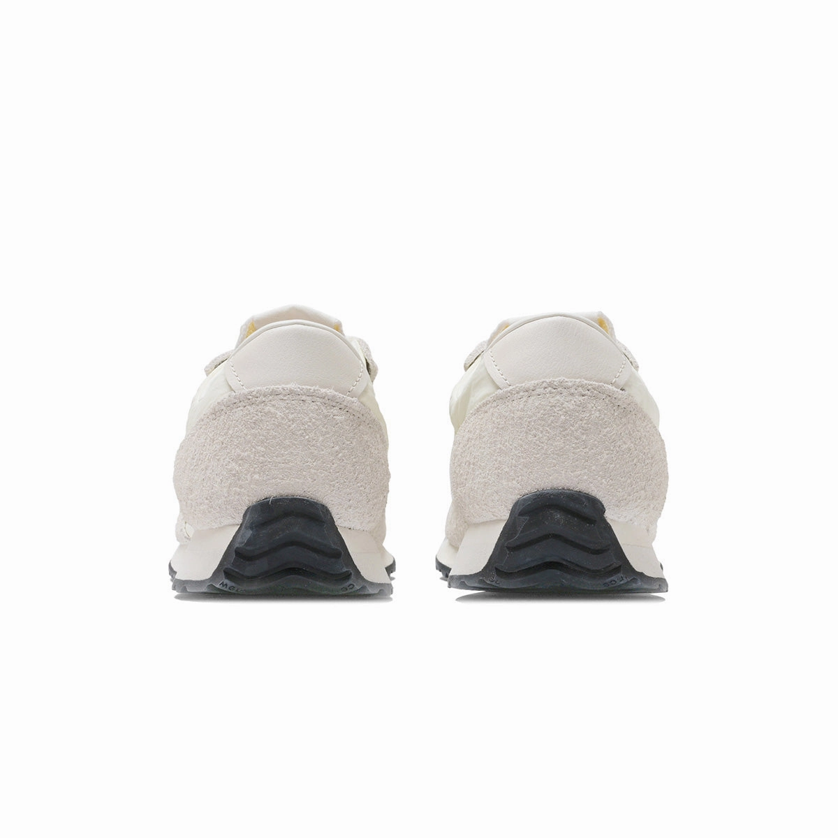 471 'Linen Angora'