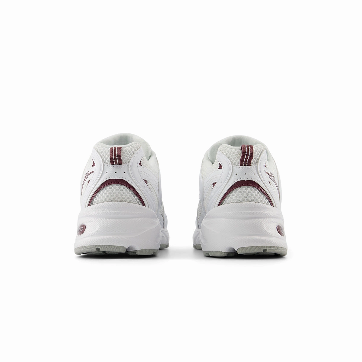 530 'White Faded Plum'