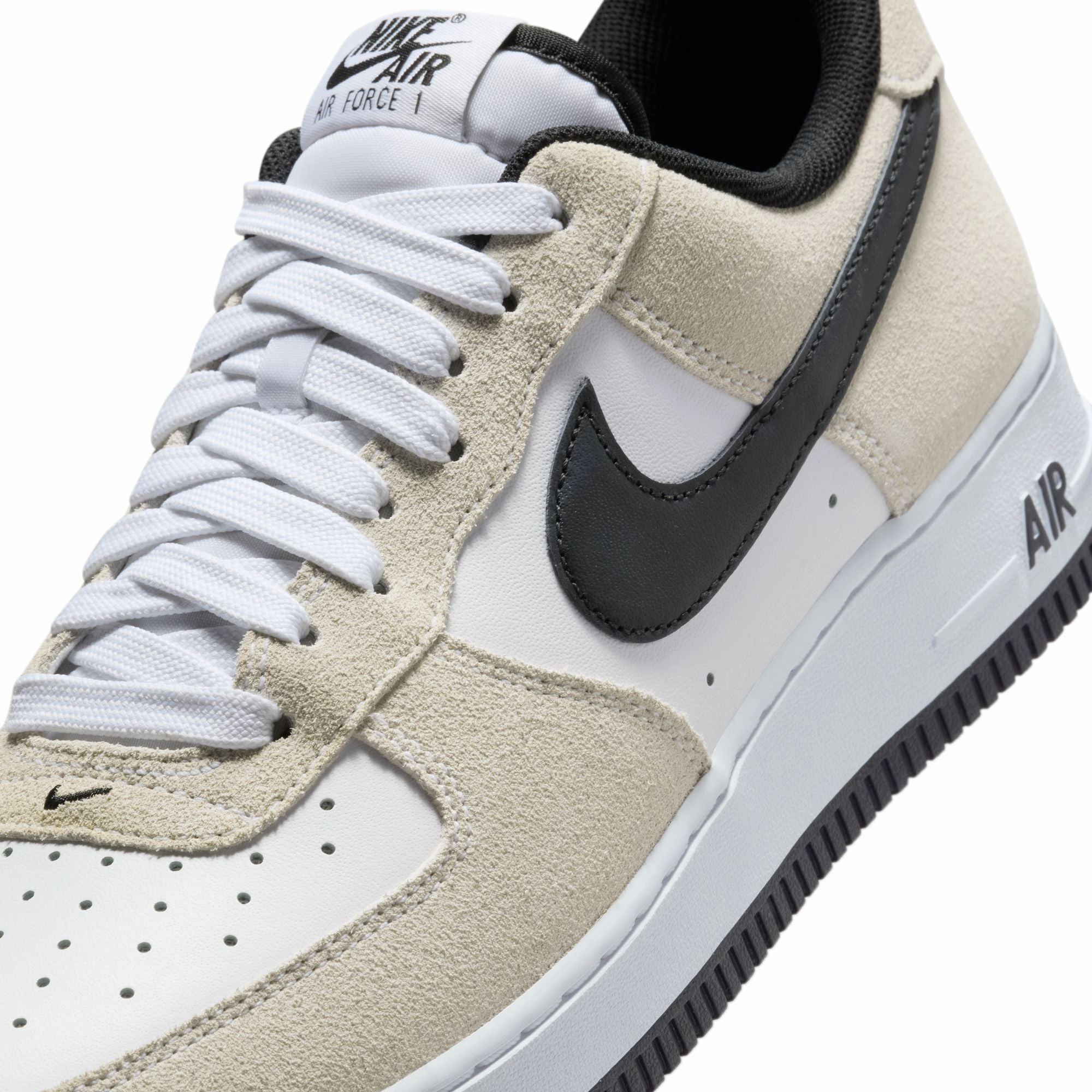 Air Force 1 '07 LV8 'White Black'