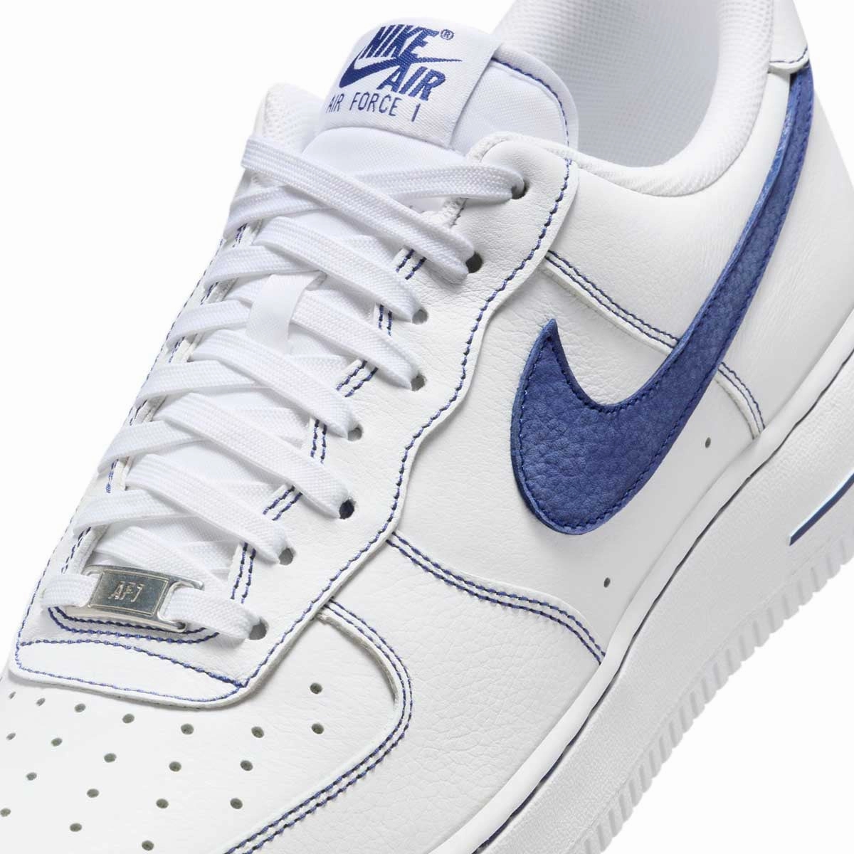 Air Force 1 '07 LV8 'White Deep Royal Blue'