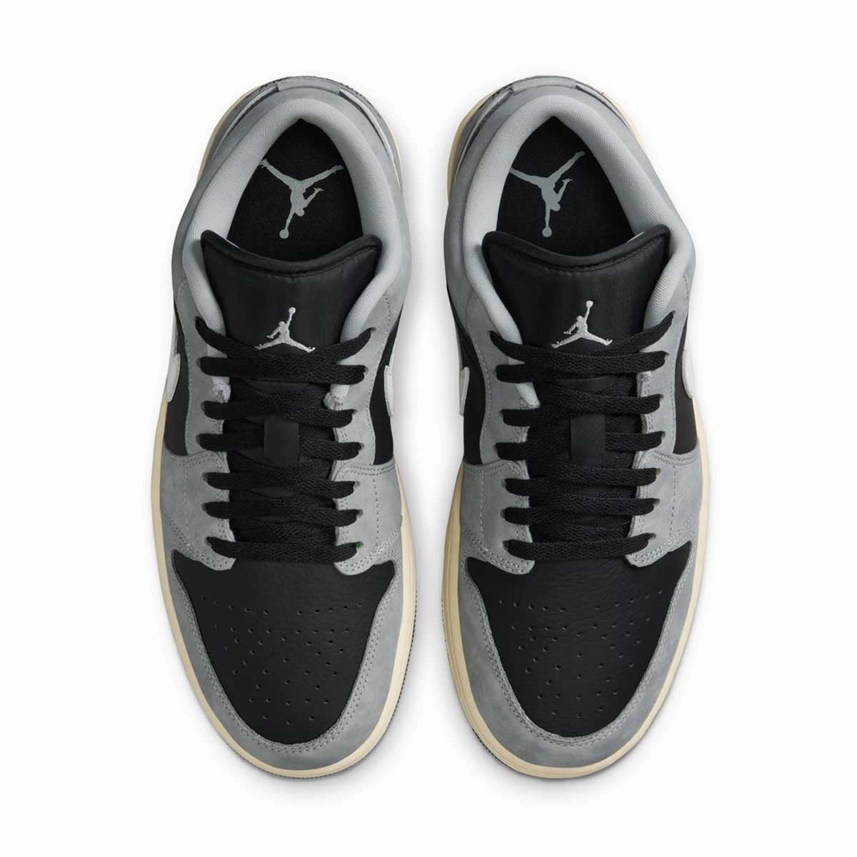 Air Jordan 1 Low SE 'Light Smoke Grey'