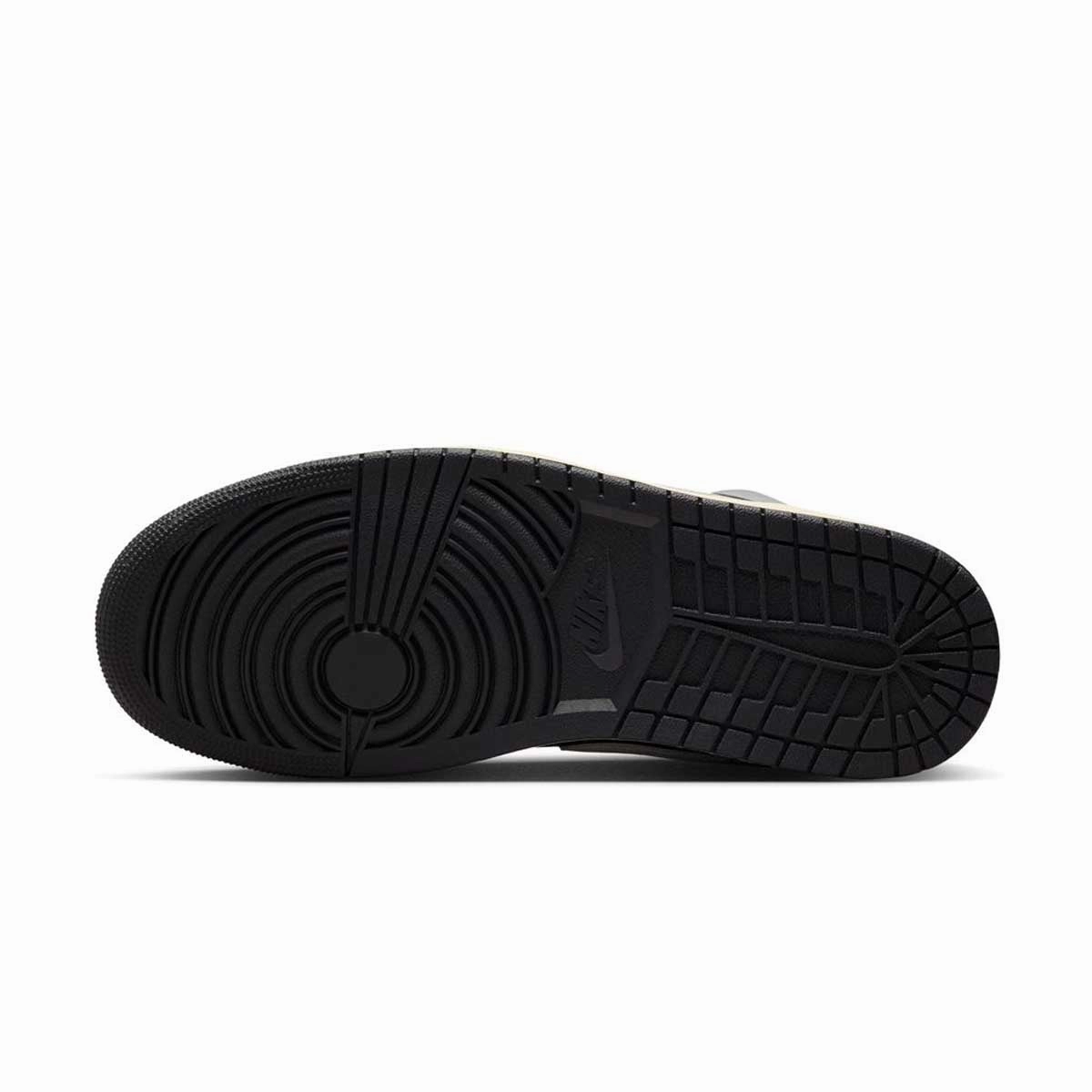 Air Jordan 1 Low SE 'Light Smoke Grey'