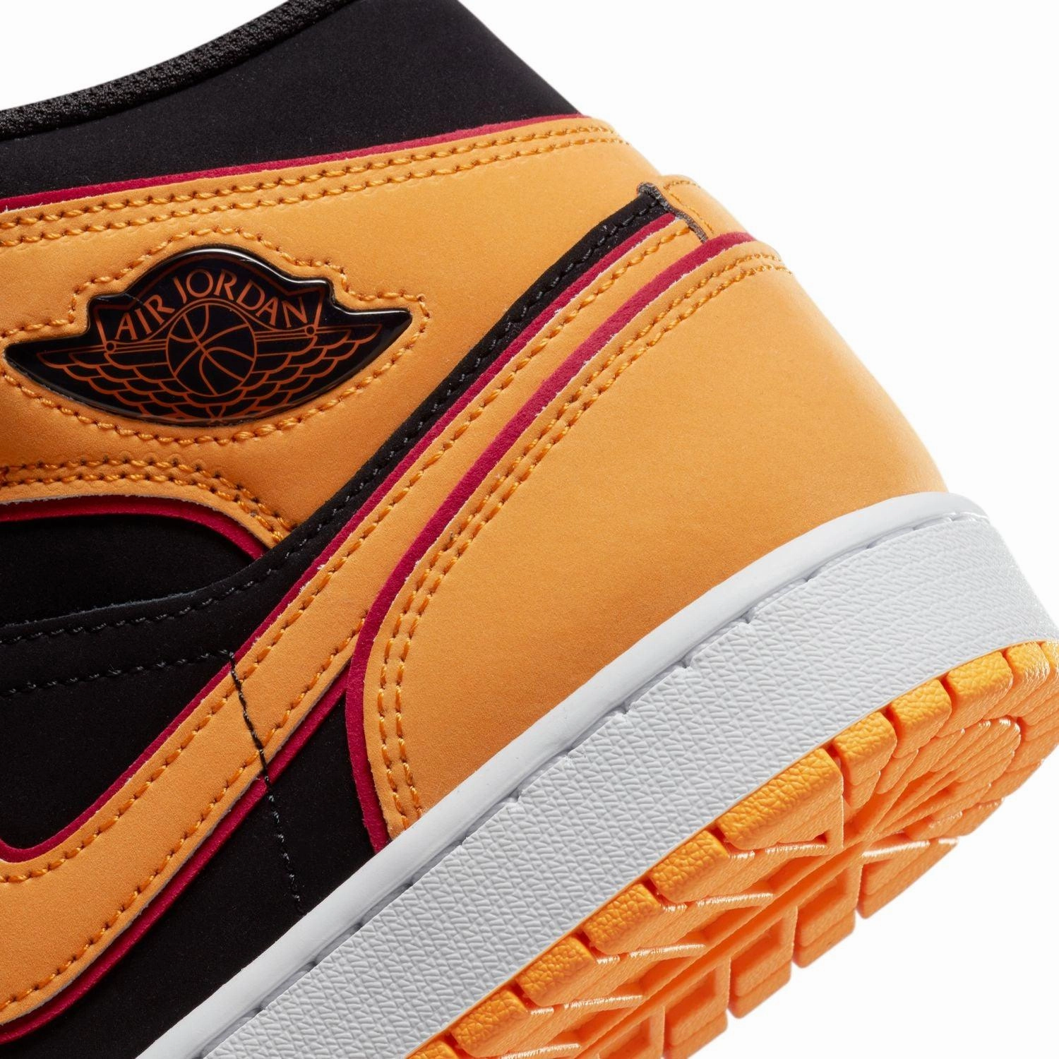 Air Jordan 1 Mid SE 'Fat Tongue'
