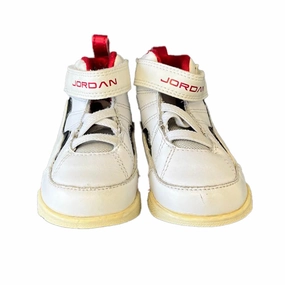 Air Jordan Boys White | Red Sneakers Boys Casual Shoes clearance