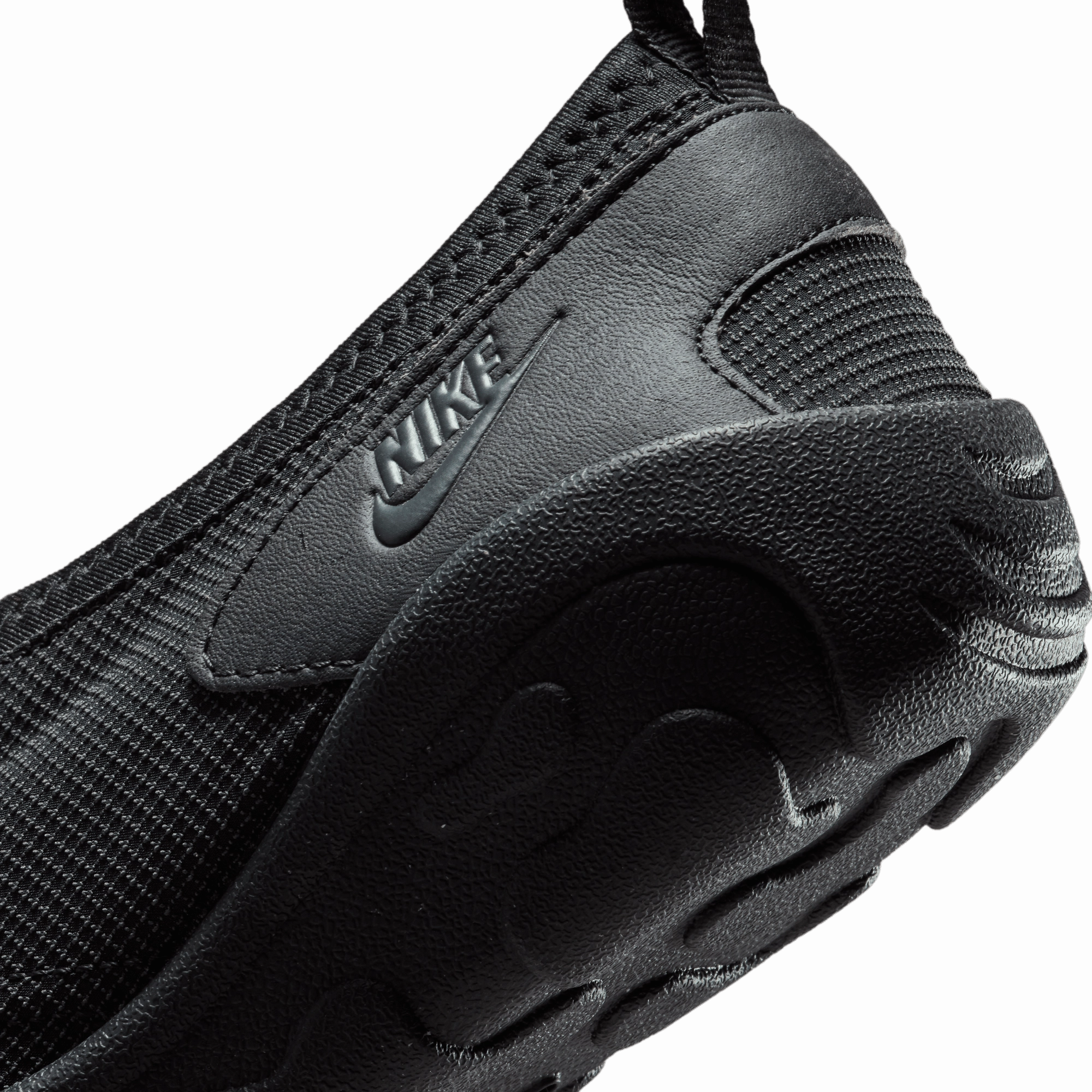 Aqua Turf 'Black'