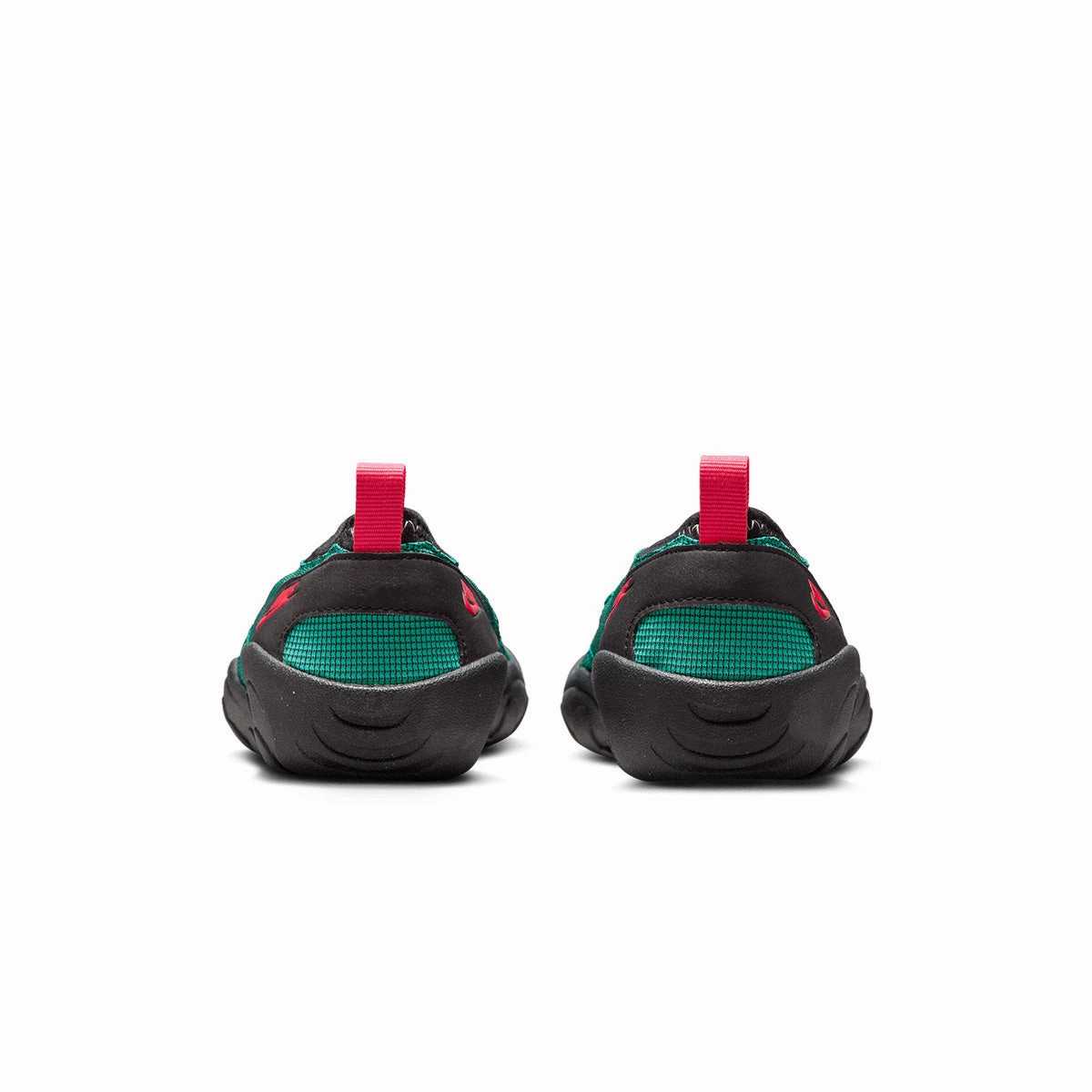 Aqua Turf 'Turbo Green'