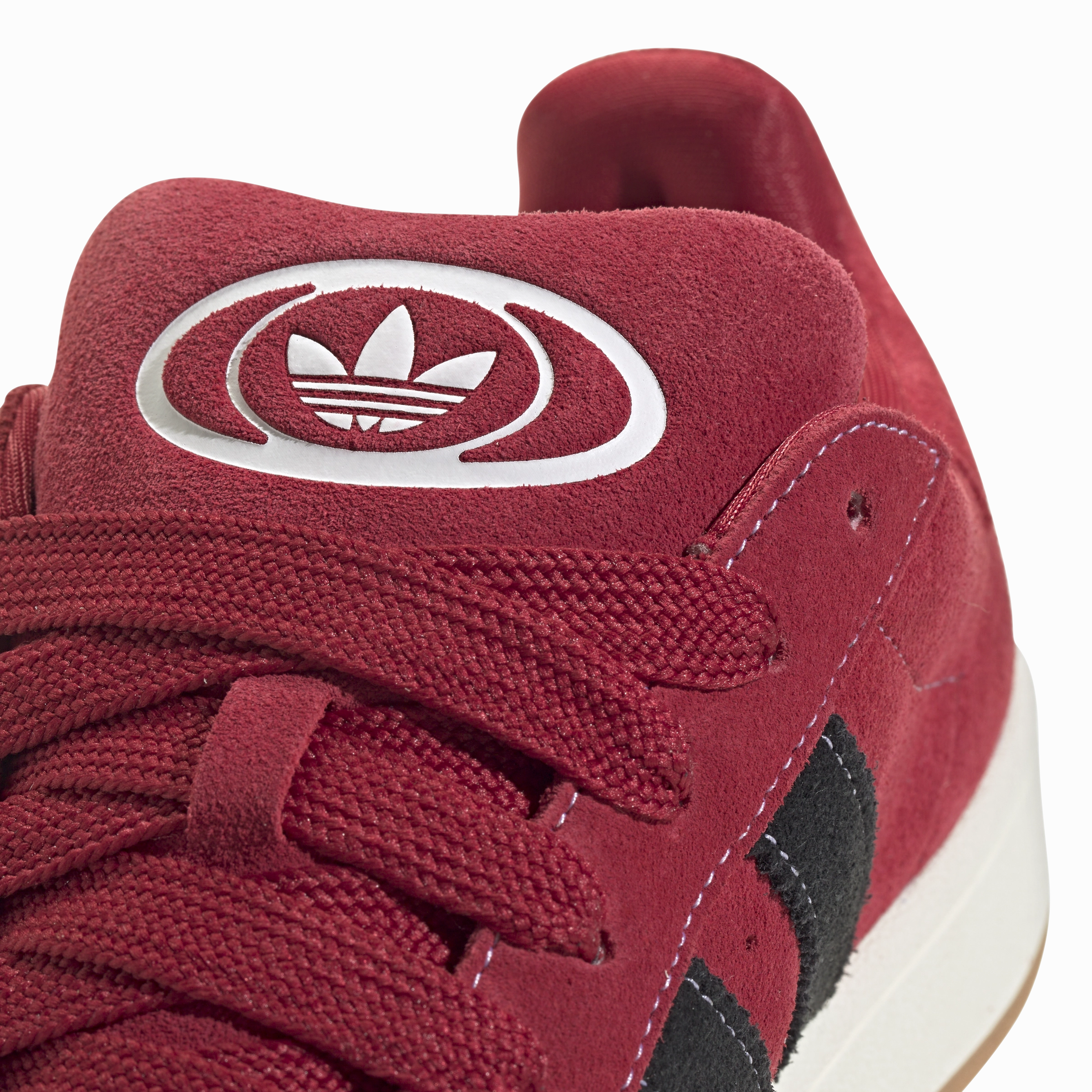 Campus 00s 'Team Victory Red Core Black'