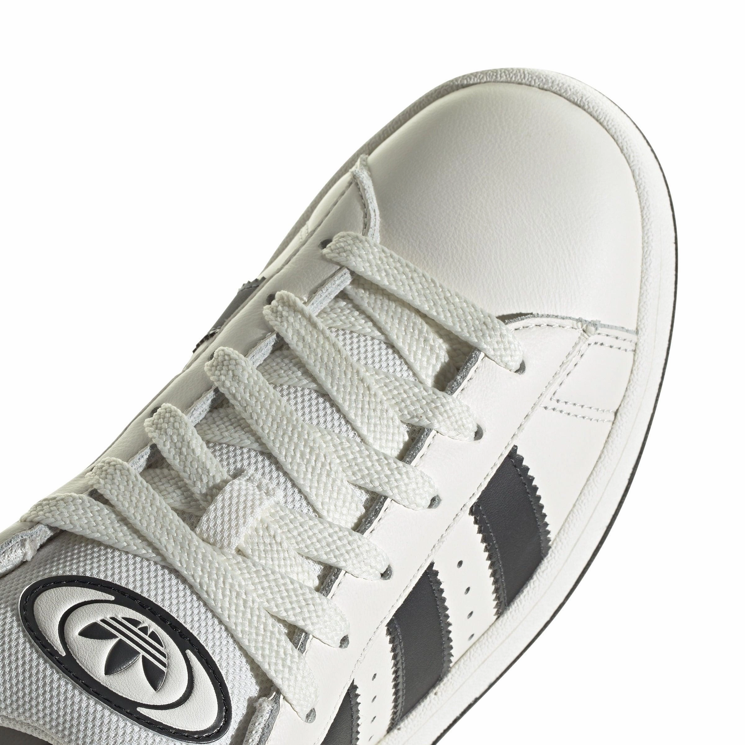Campus 00s 'White Black'