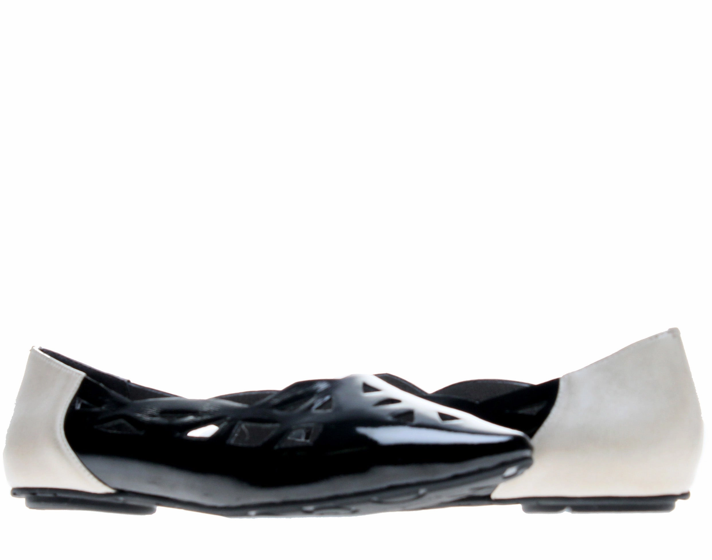 Chocolat Blu Glory Flat Black Women's Shoes Comfy Women Flats under $50