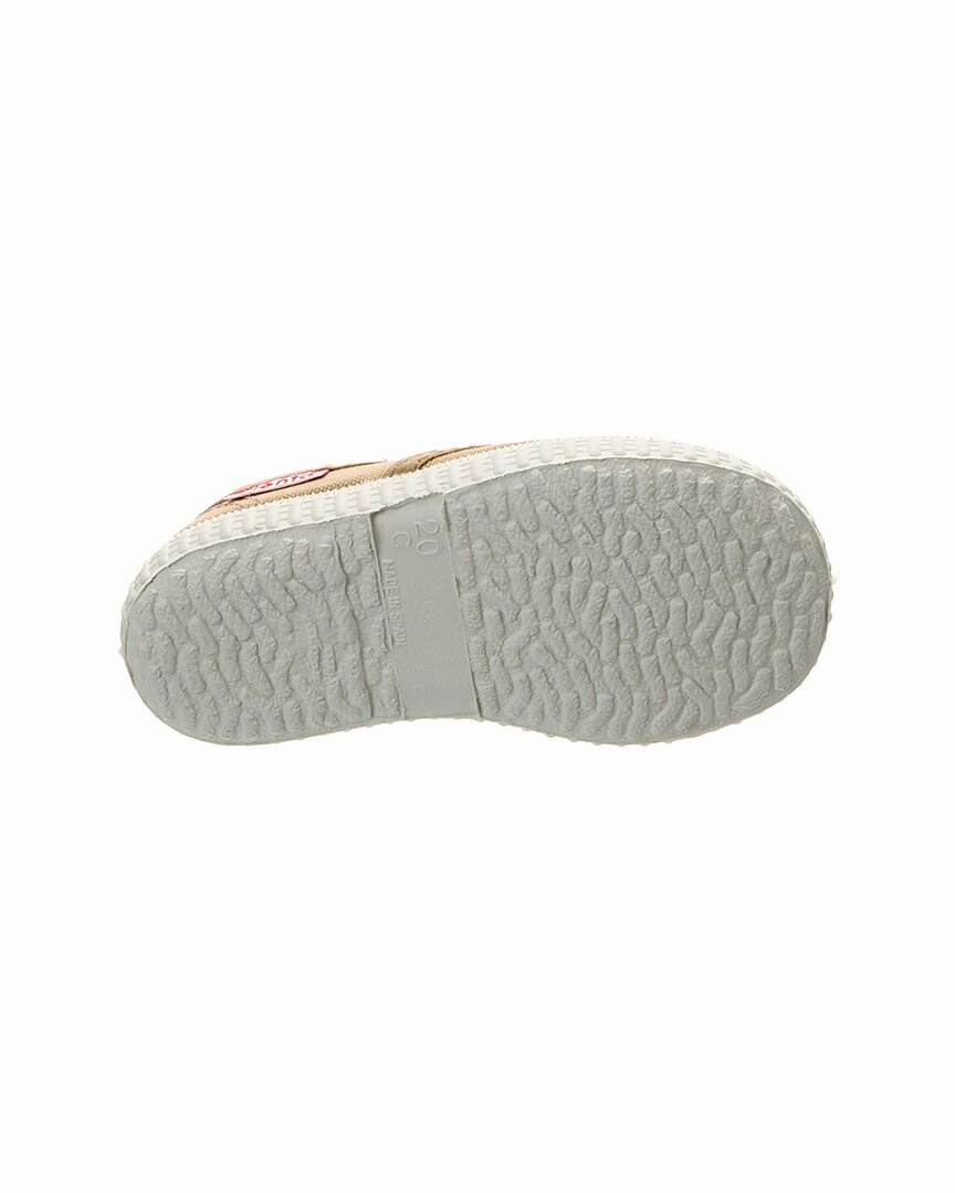 Cienta Canvas Sneaker