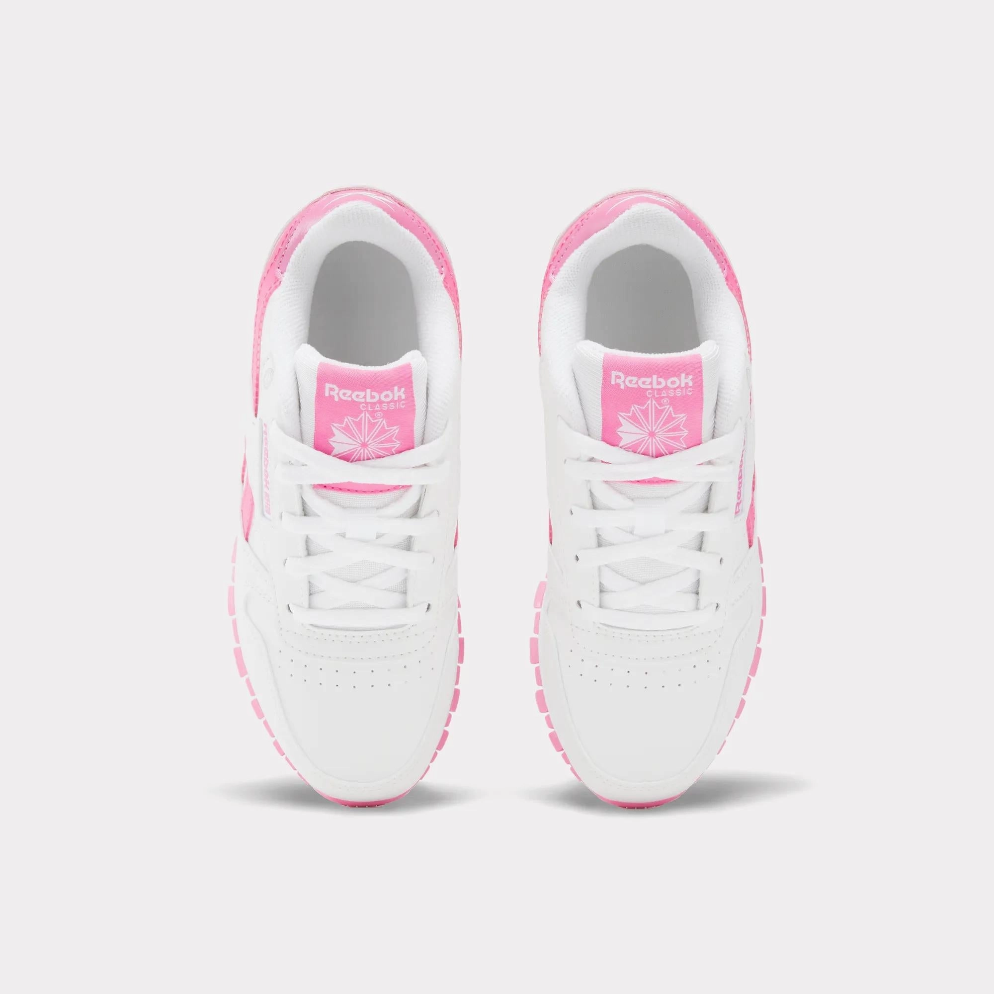 Classic Leather Step 'n Flash Shoes 2.0 (Little Kids)