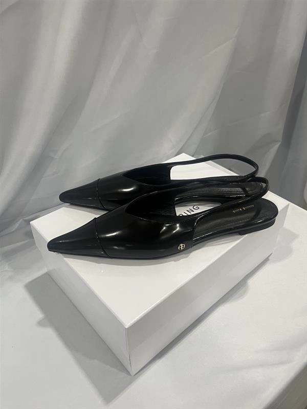 Elena Slingback Flats In High Shine Black