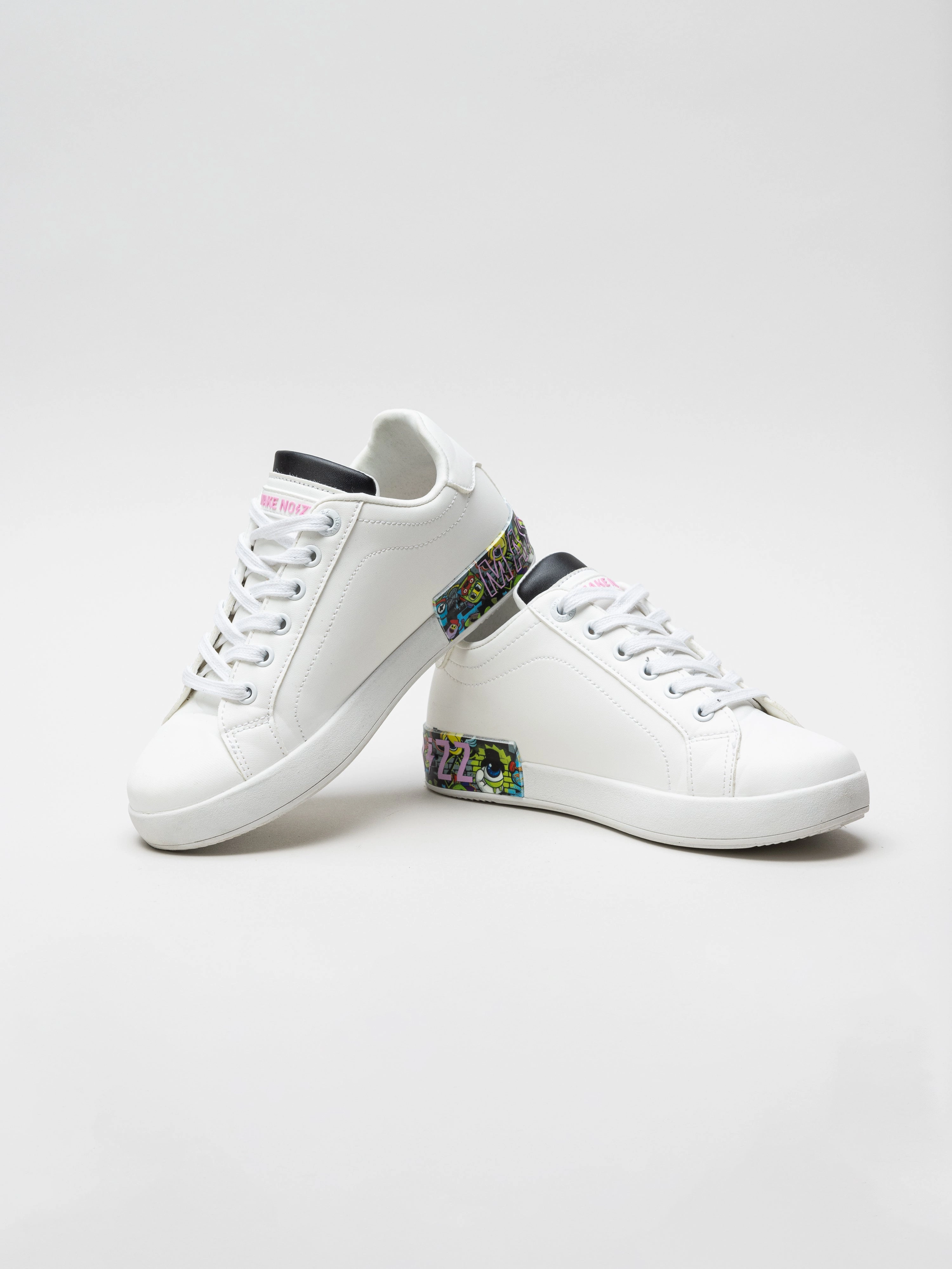 Girls Low Top Sneaker