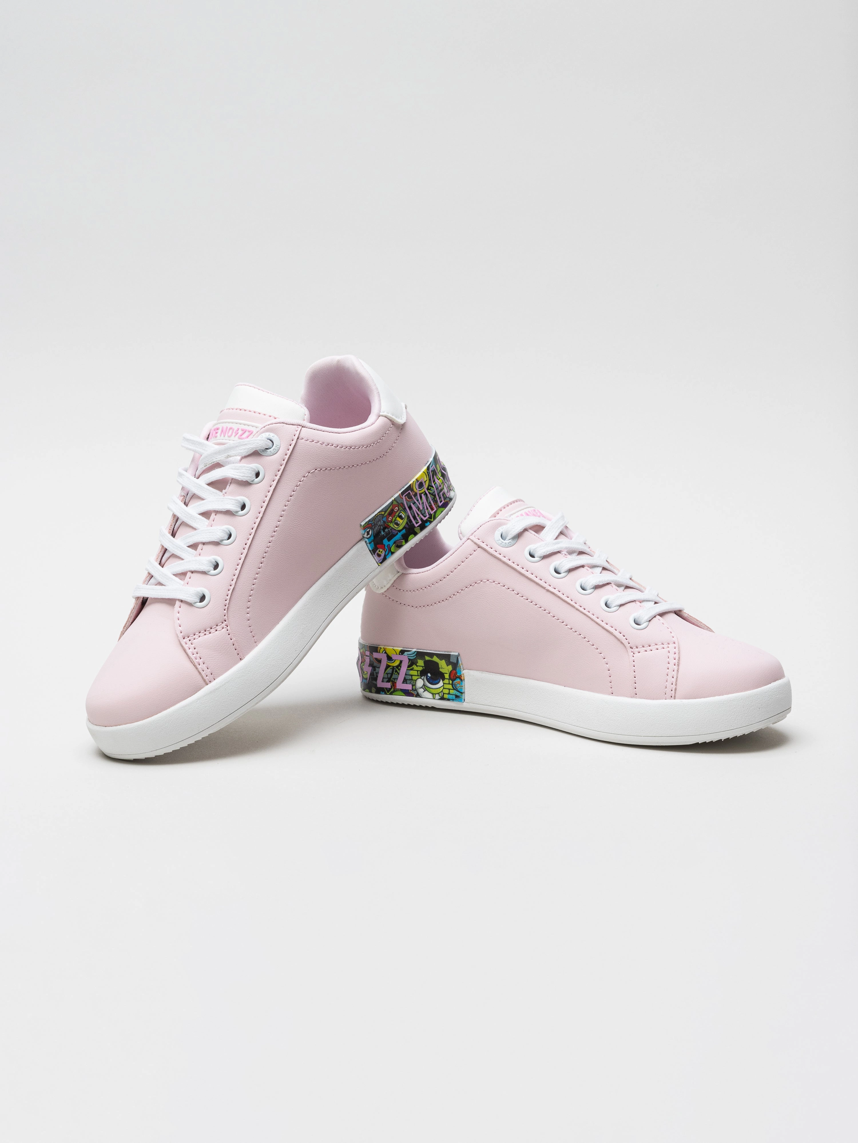 Girls Low Top Sneaker