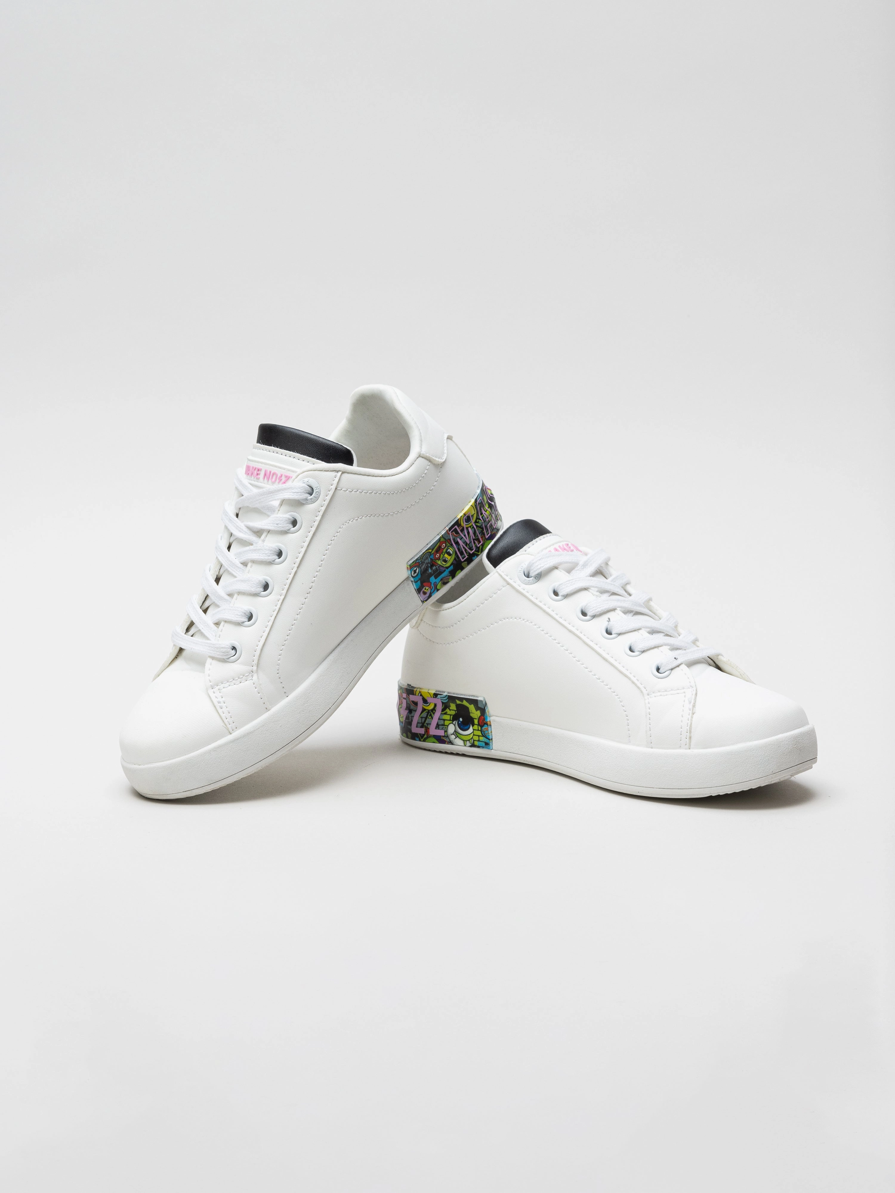 Girls Low Top Sneaker