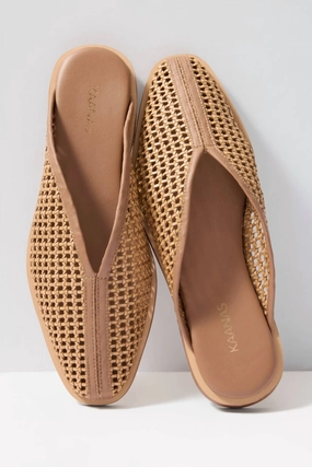 Lagash V-Cut Basketweave Mule Flats In Honey Cheap Ballerina Flats Womens