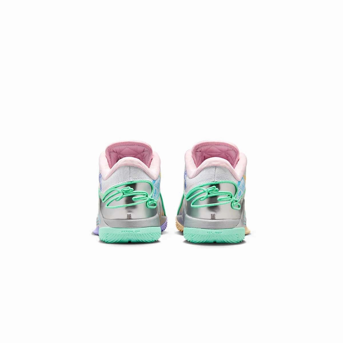 LeBron XXII 'Currency' EP 'White Green Glow'