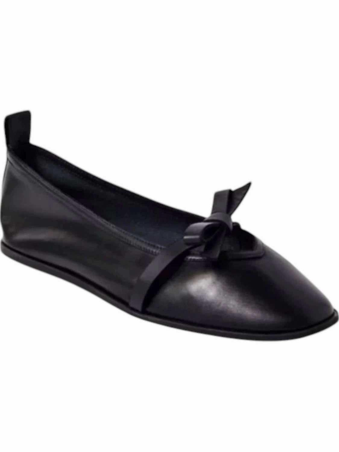 Mania Bow Flat In Black