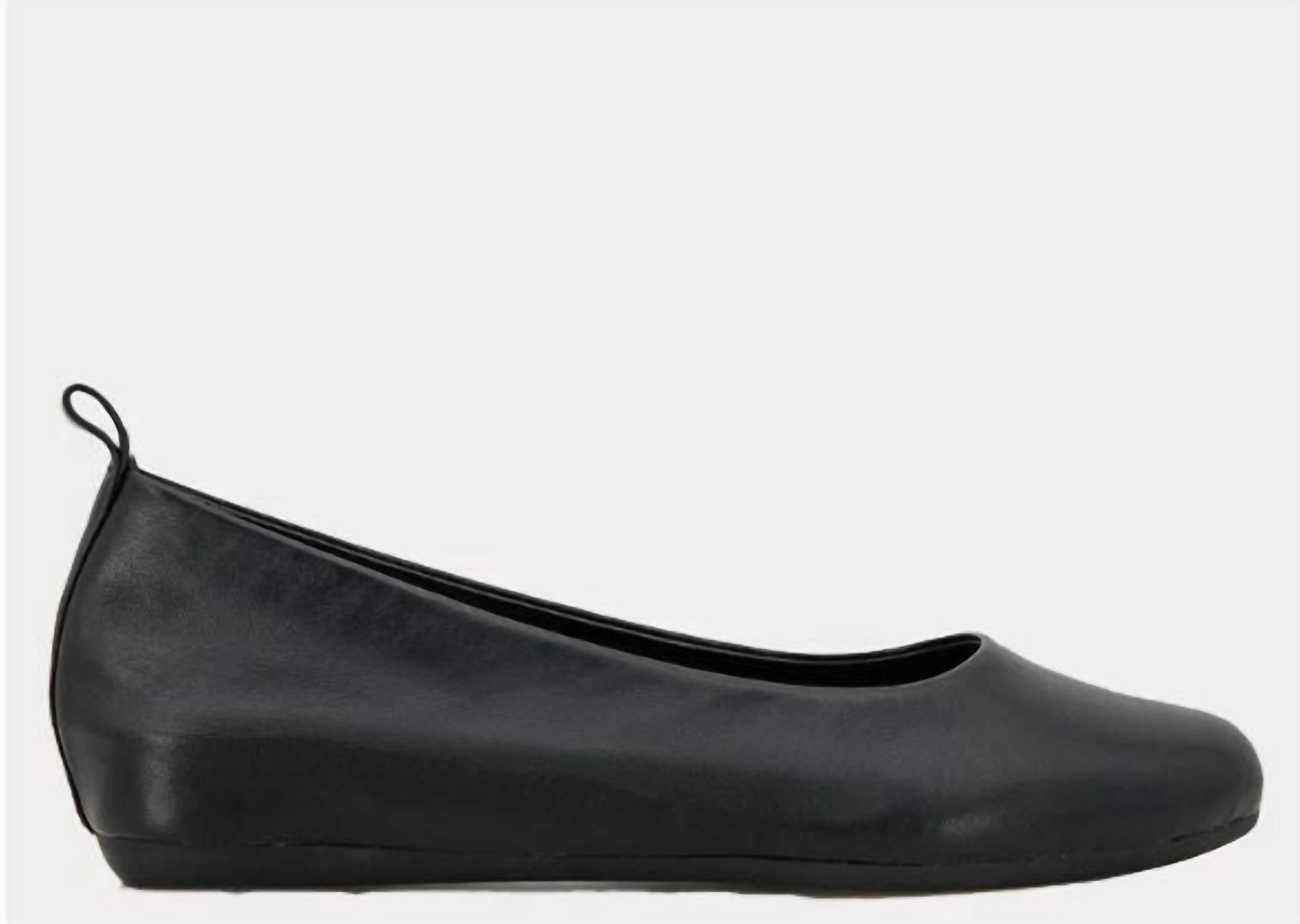 Nalah Featherweights Flat Shoes In Black