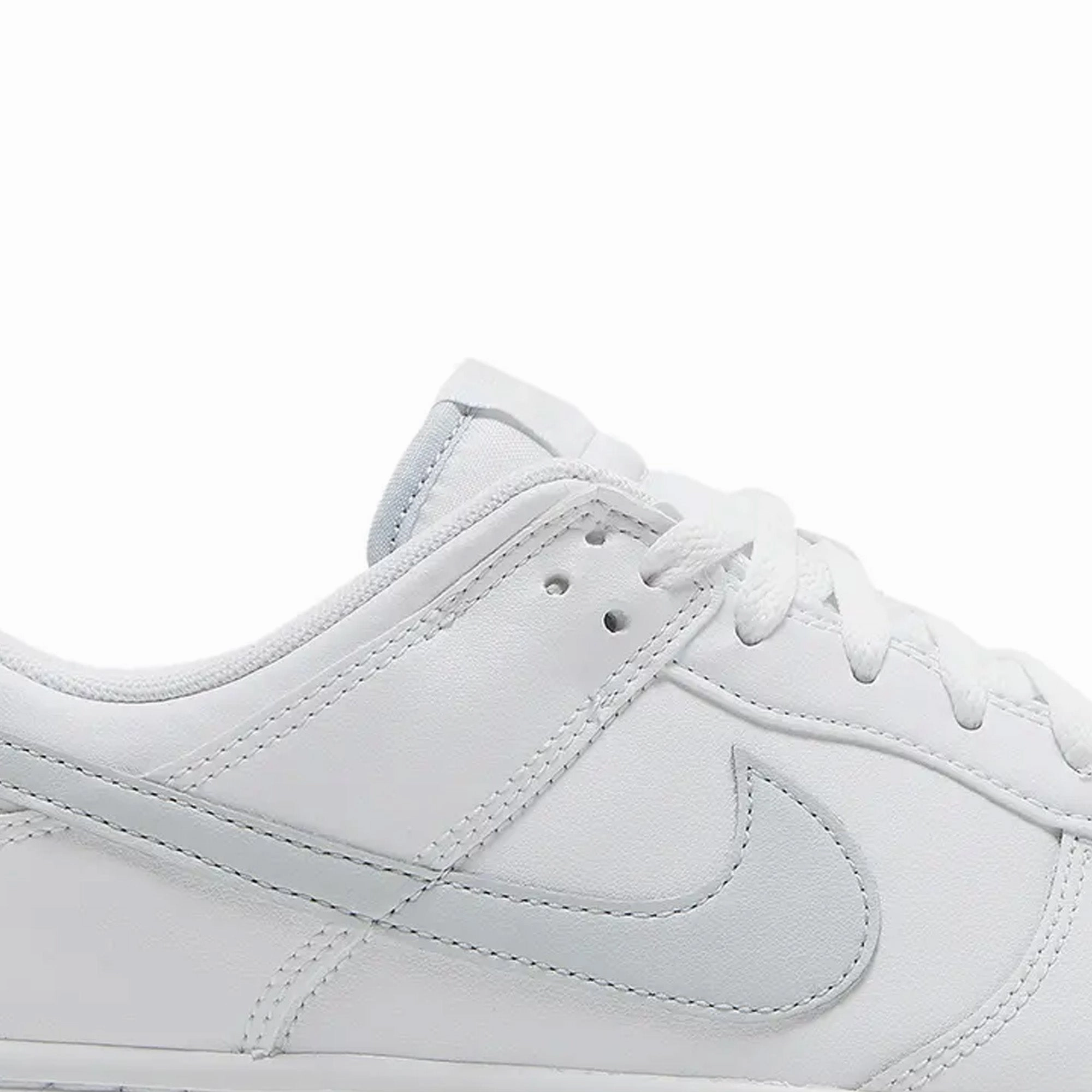 Nike Dunk Low 'Pure Platinum Grey'