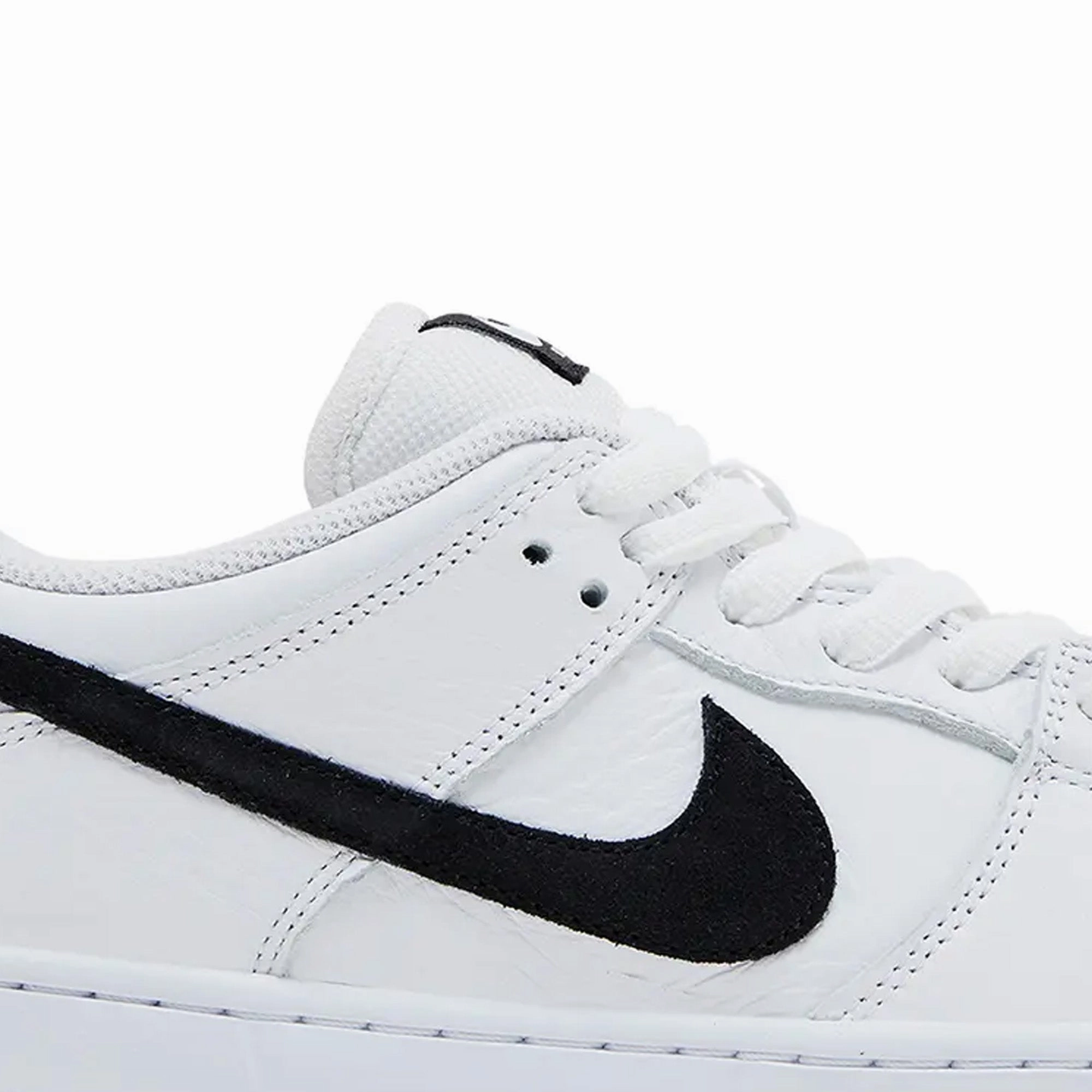 Nike SB Dunk Low 'White Black' (2025)