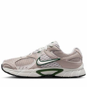 Nike V5 RNR - College Grey/Fir Sneakers final sale