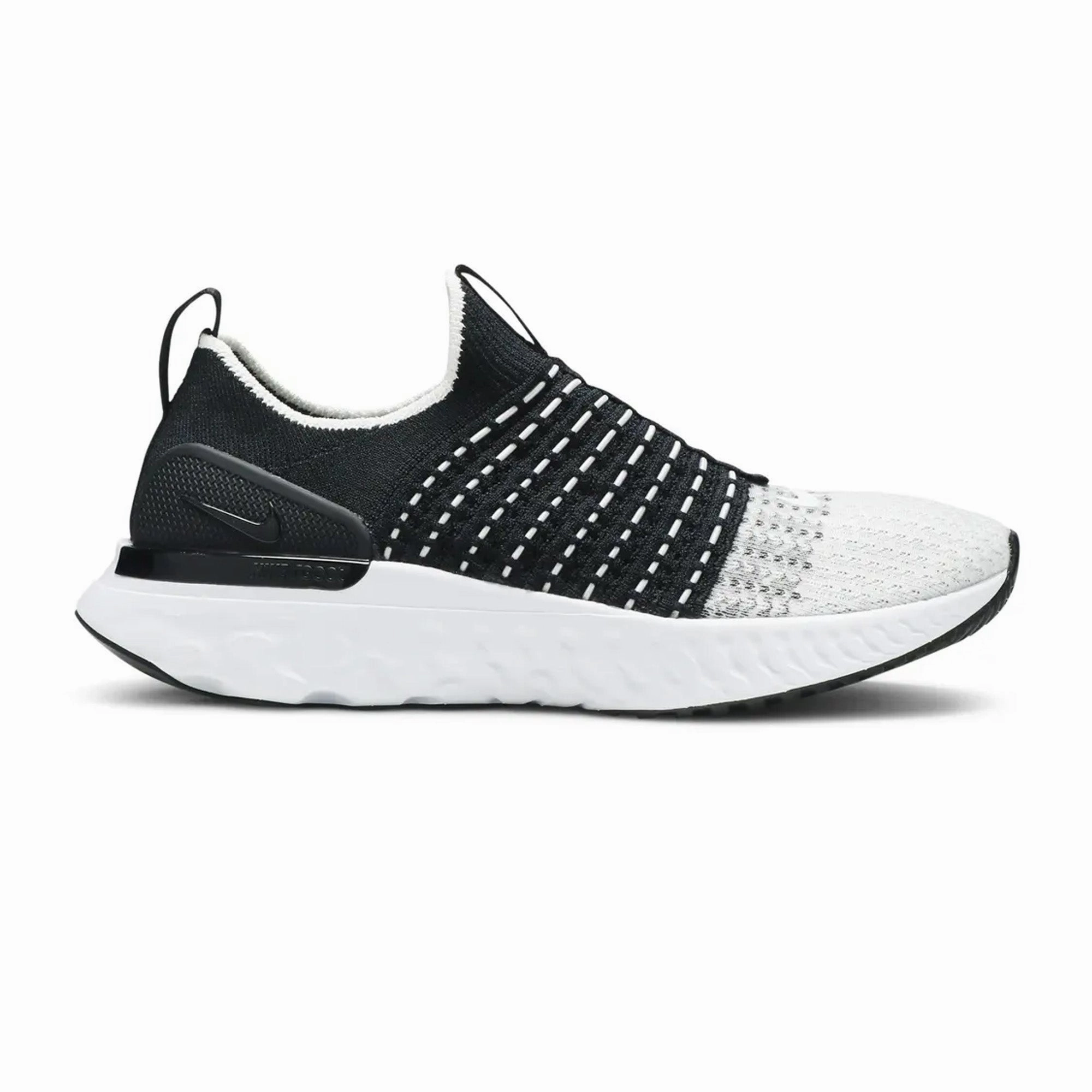 React Phantom Run Flyknit 2 'Oreo' W (2020) Cheap Sneakers under $50