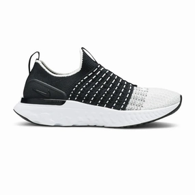 React Phantom Run Flyknit 2 'Oreo' W (2020) Cheap Sneakers under $50
