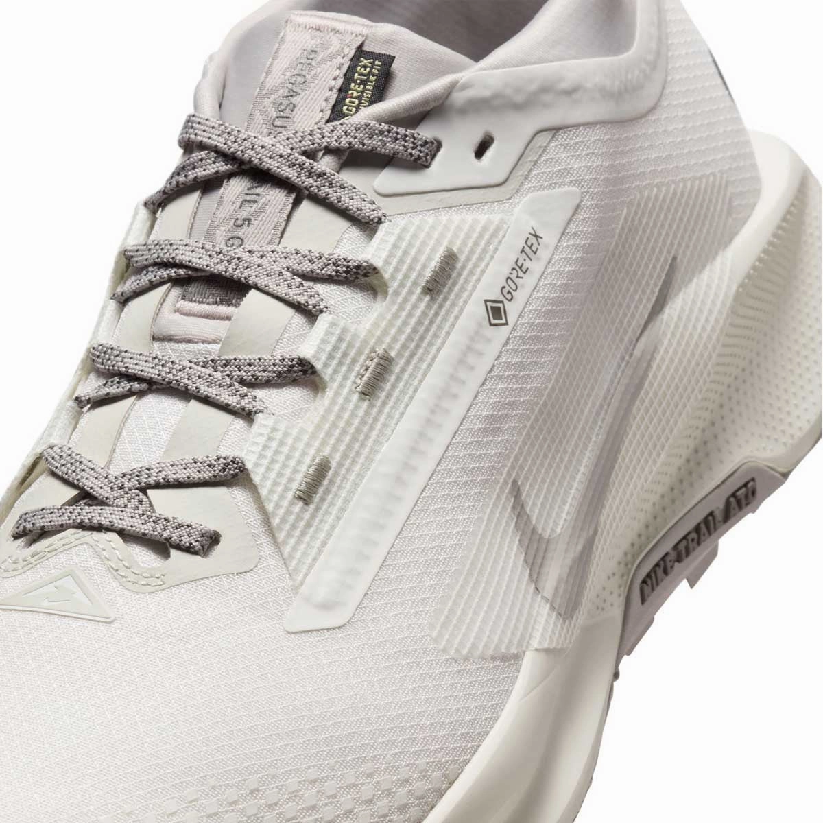 REACTX PEGASUS TRAIL 5 GTX SP 'Summit White Light Bone'