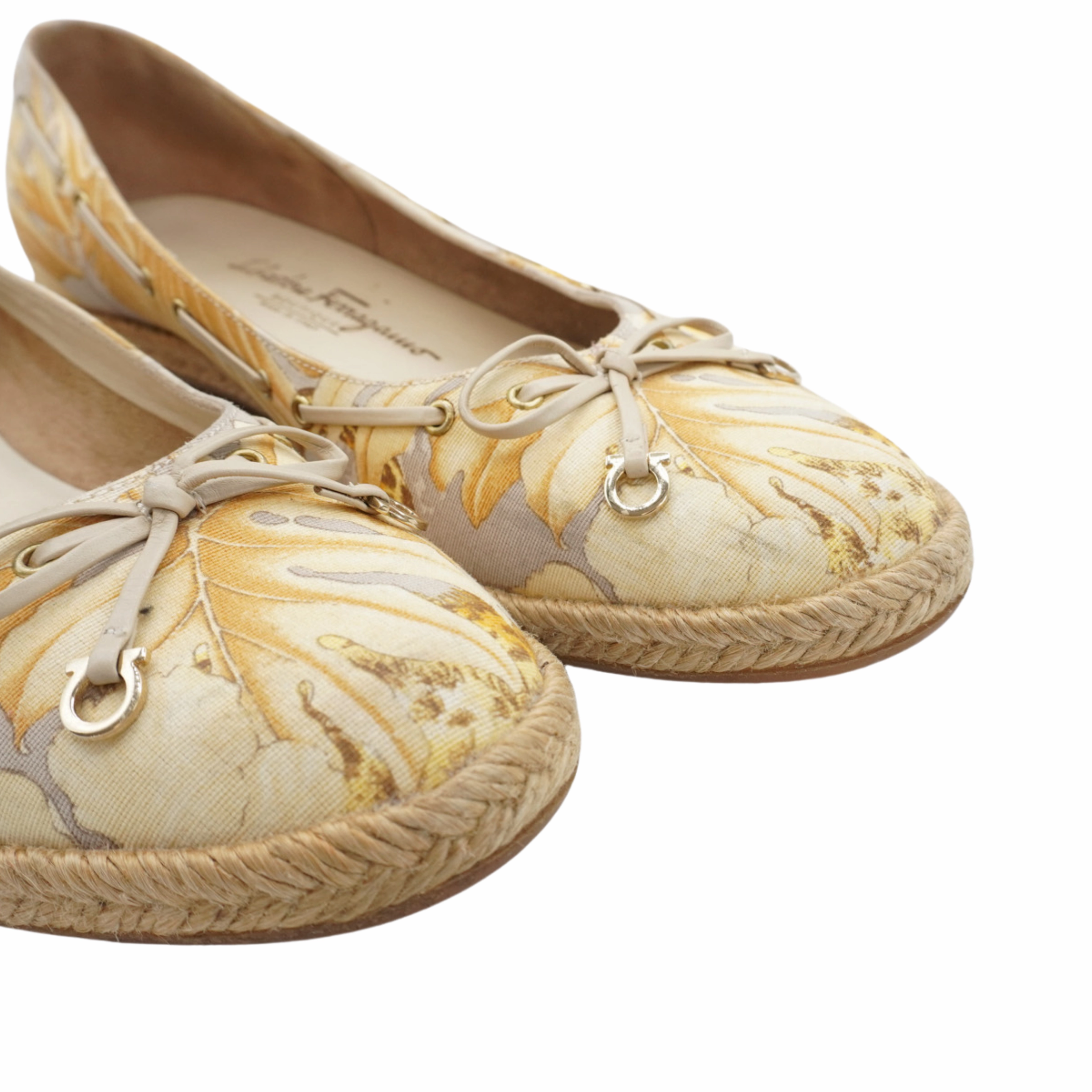 Salvatore Ferragamo Espadrille Flats - Women's 9