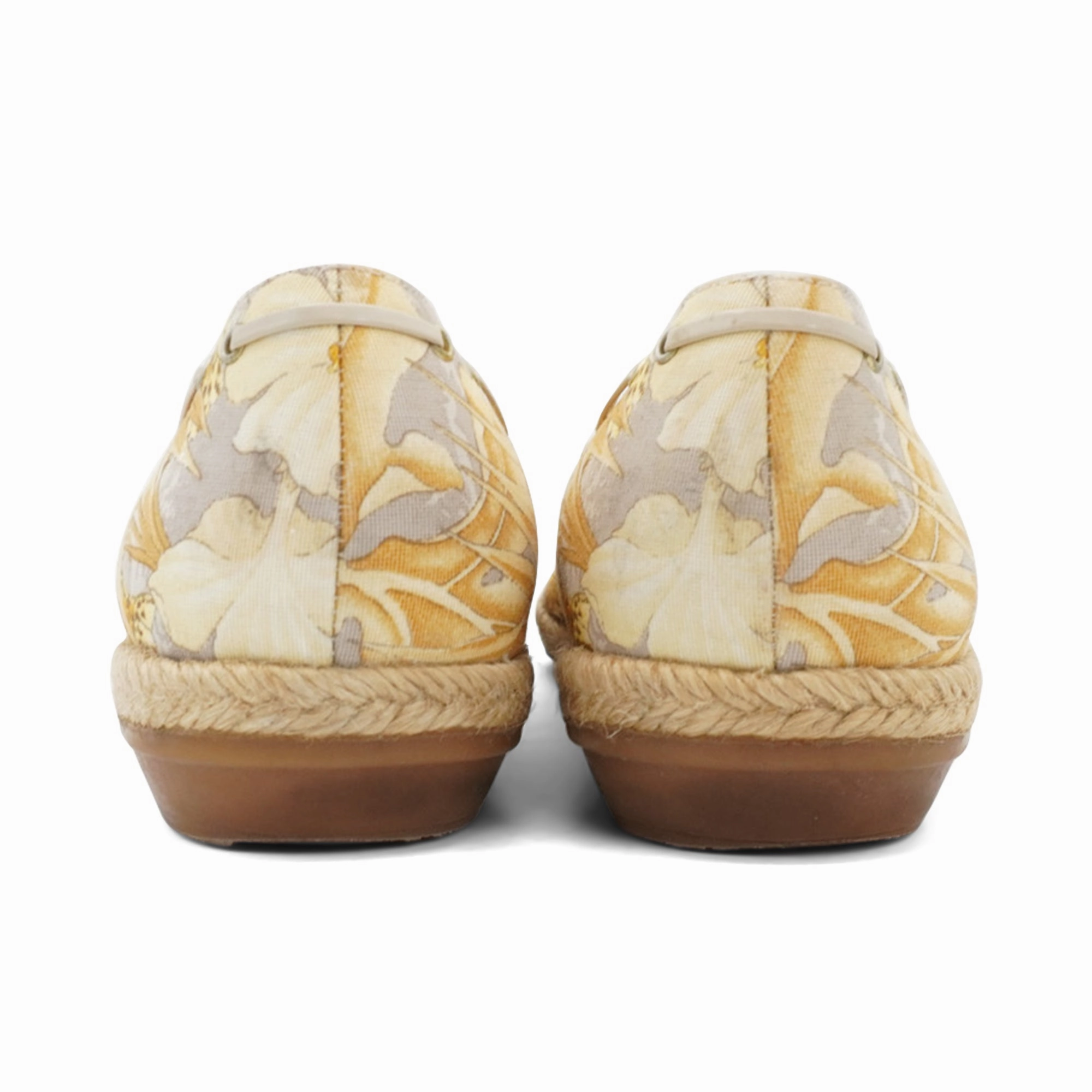 Salvatore Ferragamo Espadrille Flats - Women's 9