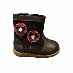 See Kai Run Girls Brown Boots Boys Casual Shoes clearance
