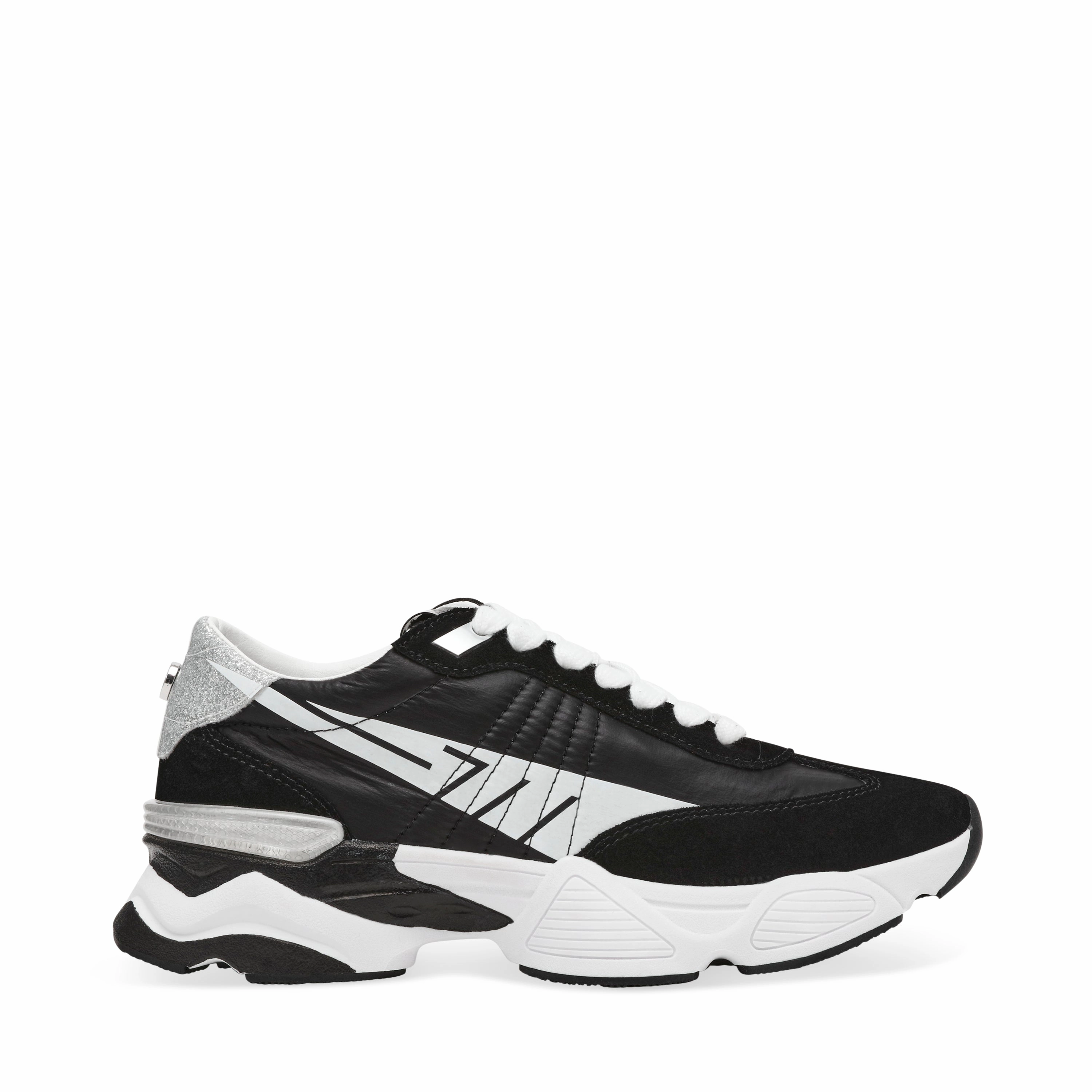 Setback Trainer BLACK/WHTE Trainers for Women online