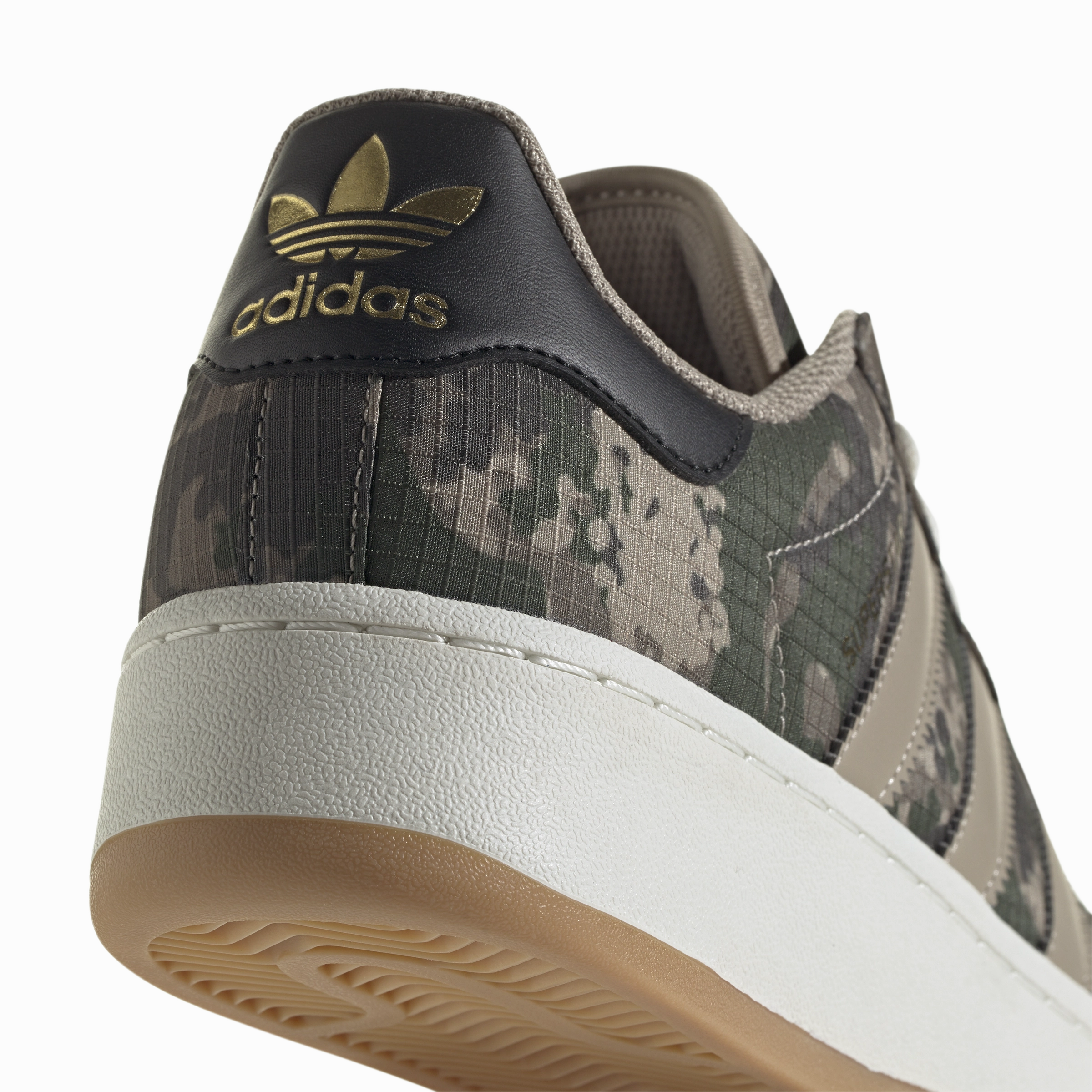 Superstar XLG 'Digi Camo Shadow'