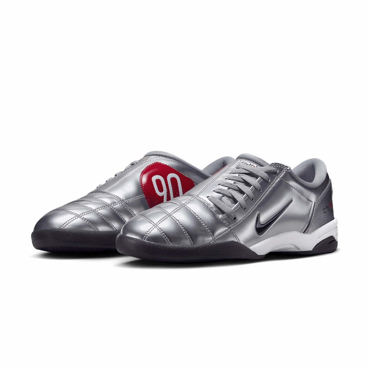 Total 90 III 'Metallic Silver Red'