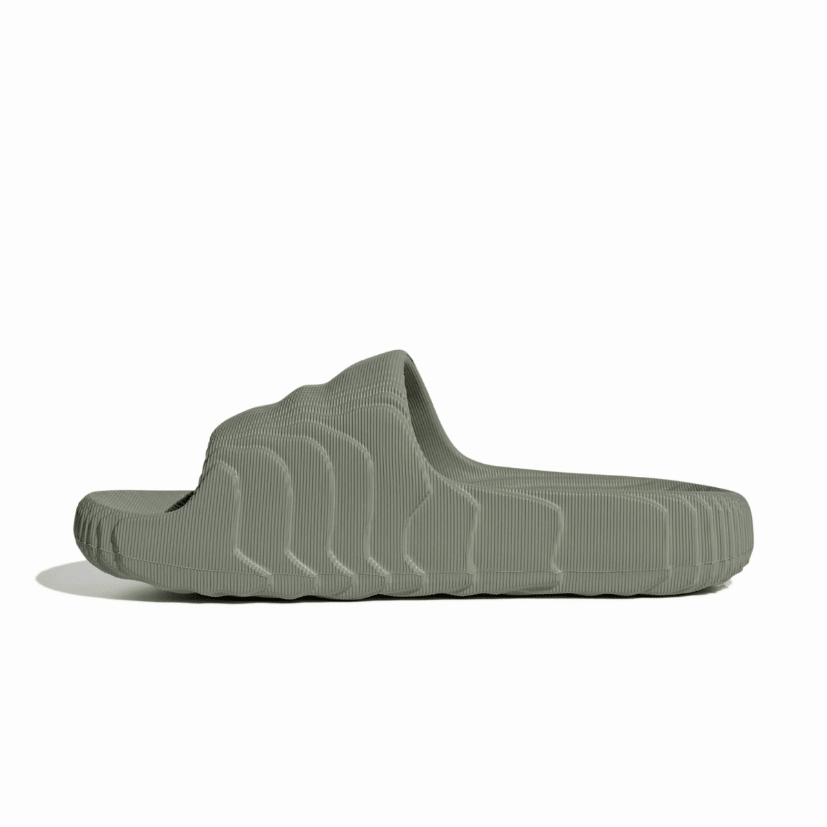 Wmns adilette 22 'Silver Green'