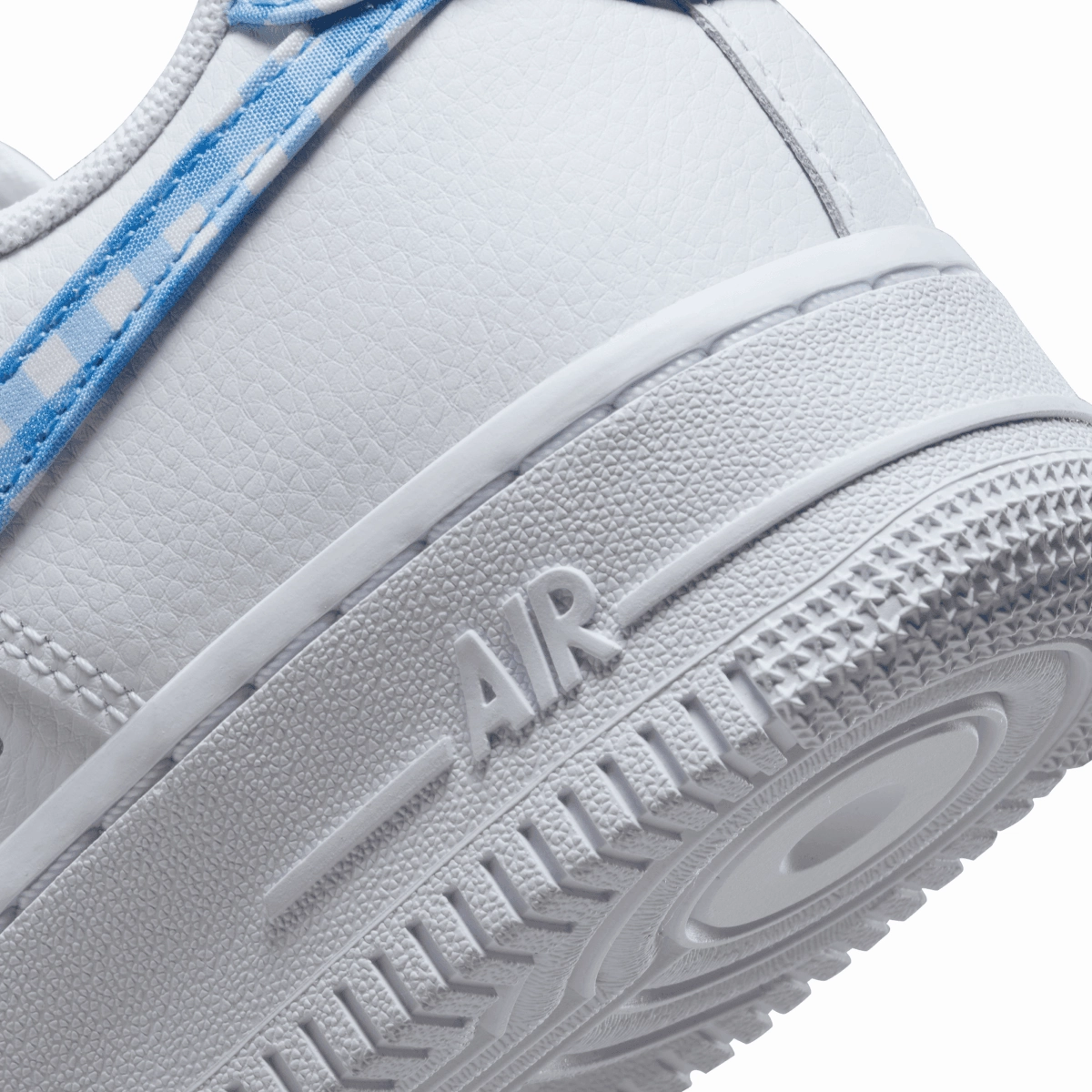 Wmns Air Force 1 07 'Gingham Blue'