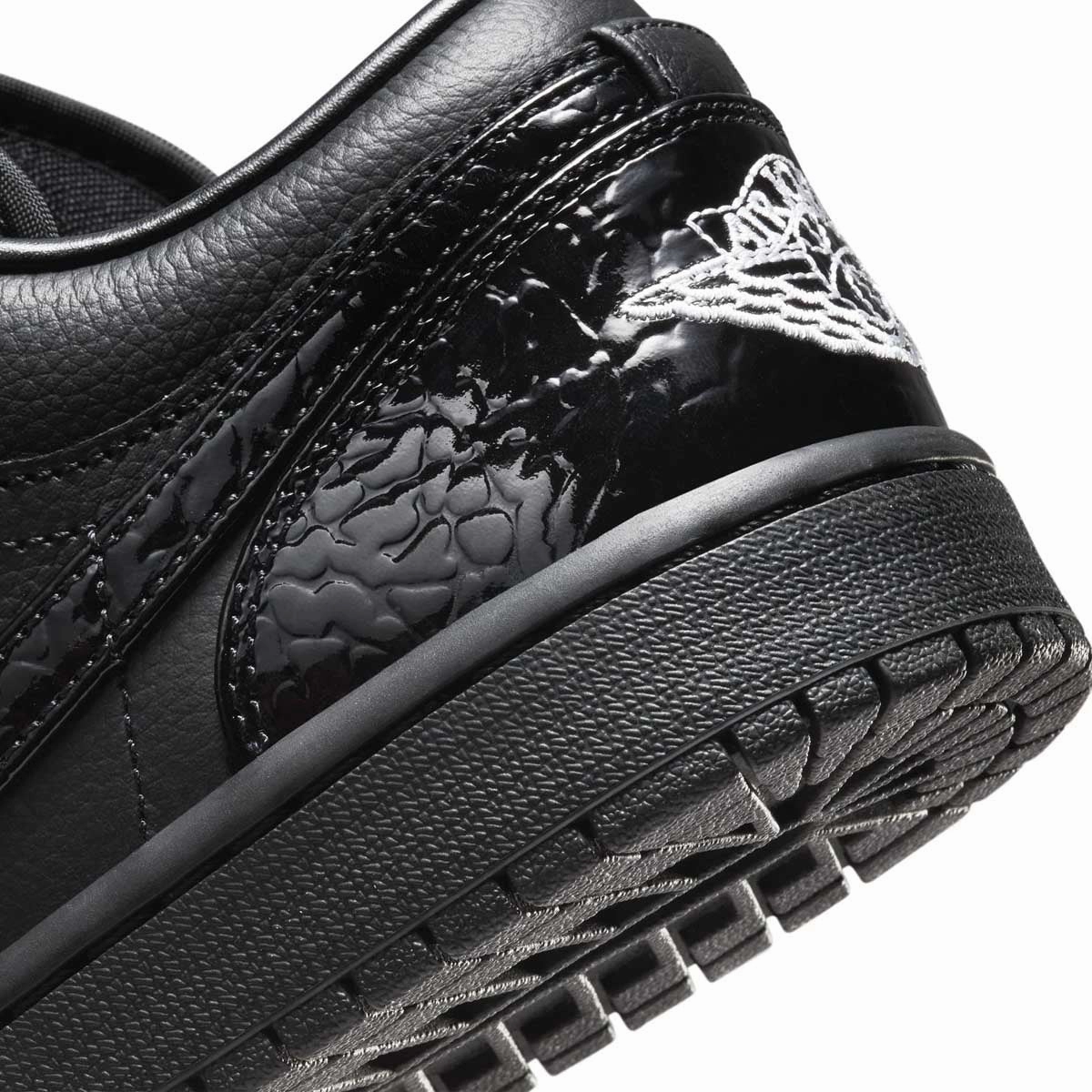 Wmns Air Jordan 1 Low 'Black Croc'