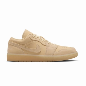 Wmns Air Jordan 1 Low SE Pale Vanilla Fashion Shoes for Women