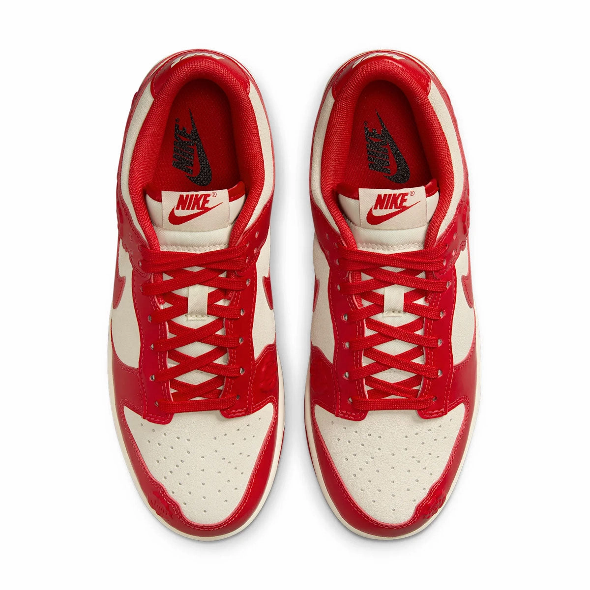 Wmns Dunk Low 'Red Roses'