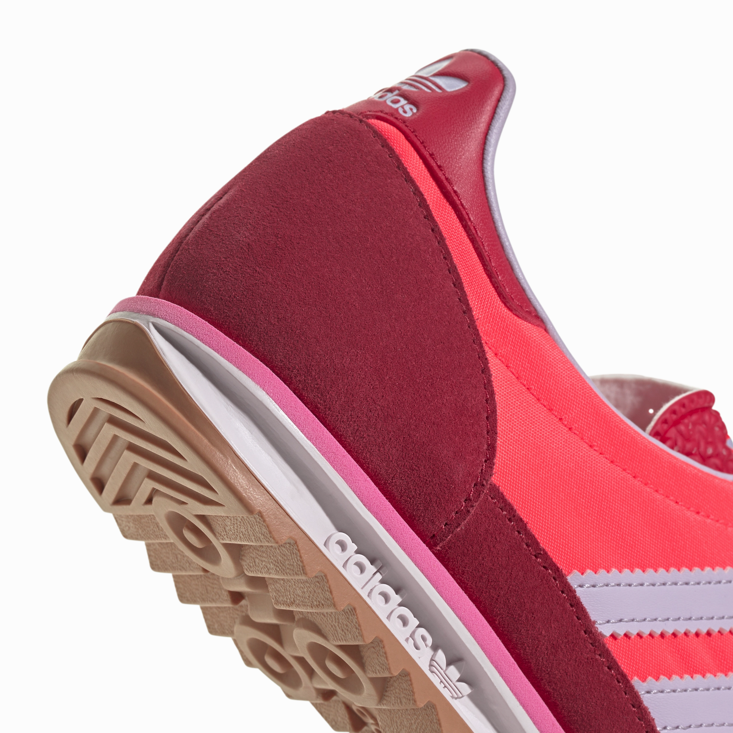 Wmns SL 72 'Solar Red'
