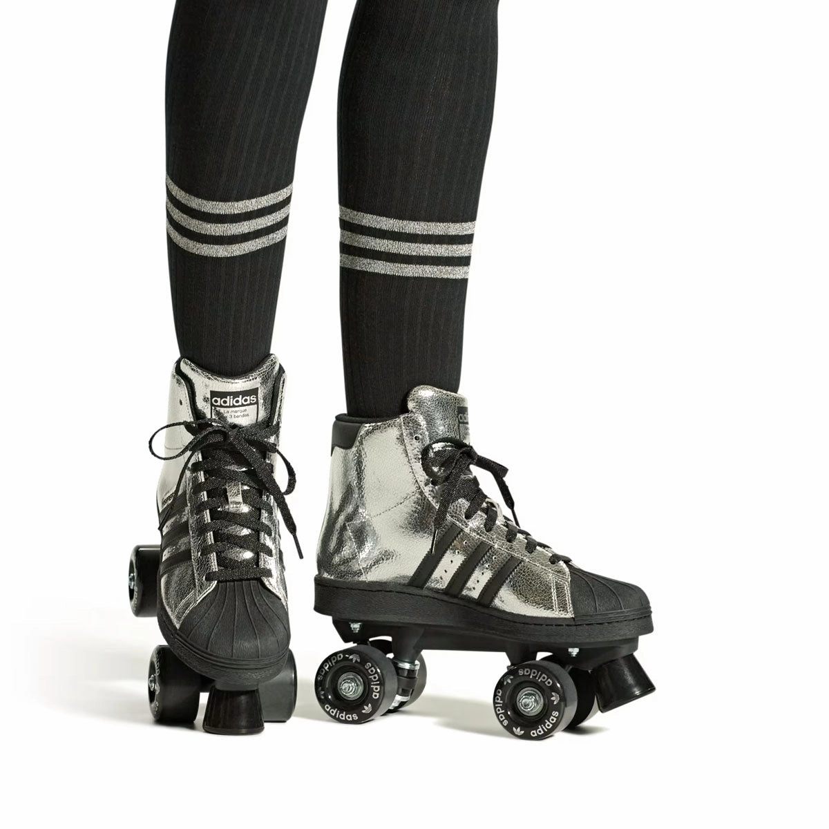 Wmns Superstar 82 Roller Skates 'Silver Metallic Core Black'