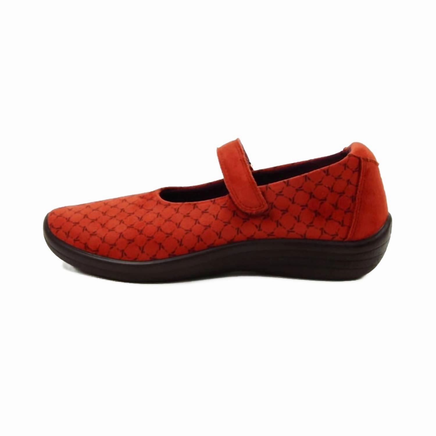 Women Estrela Shoes In Arabesque