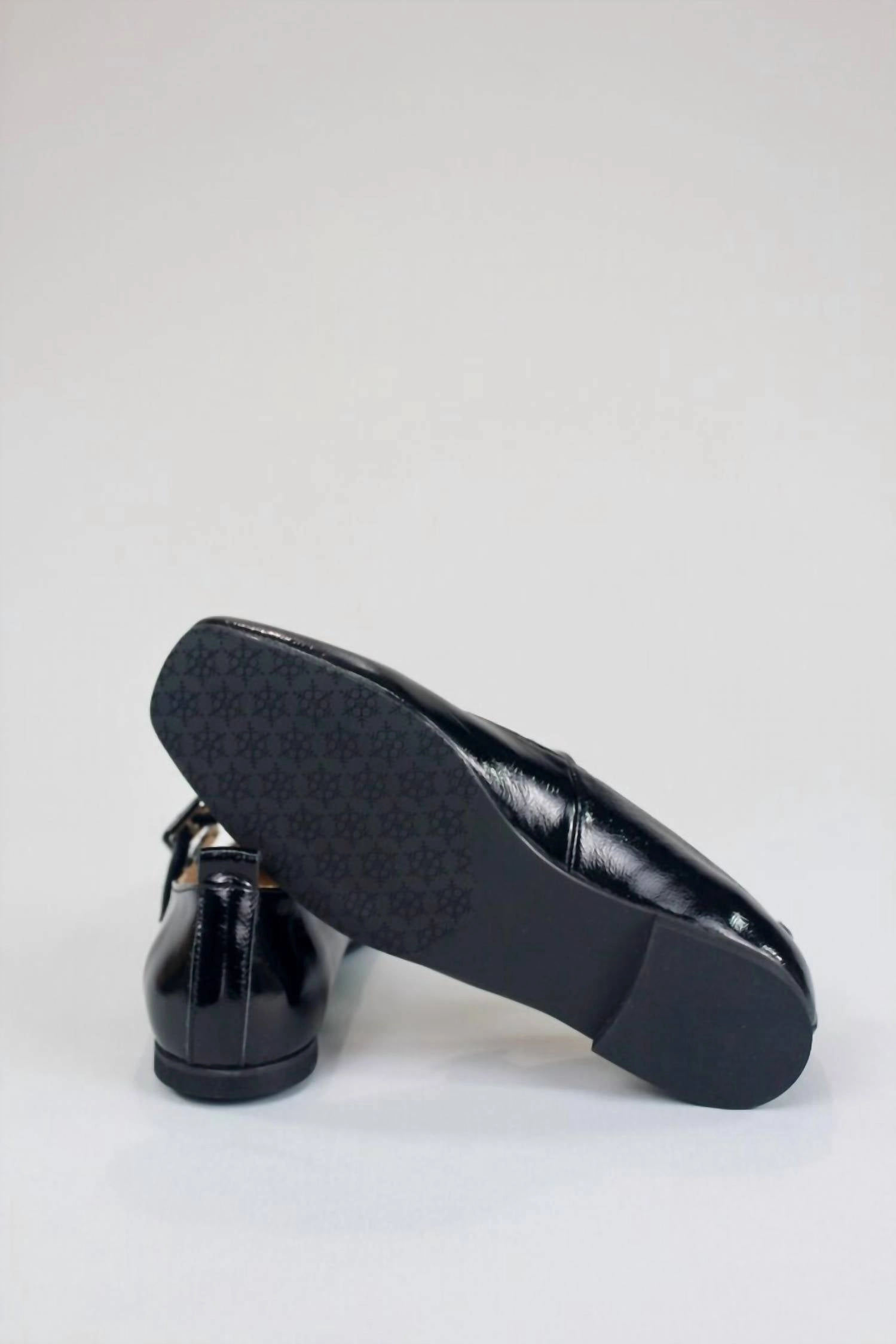 Women's Eliana Mary Jane Flat In Black