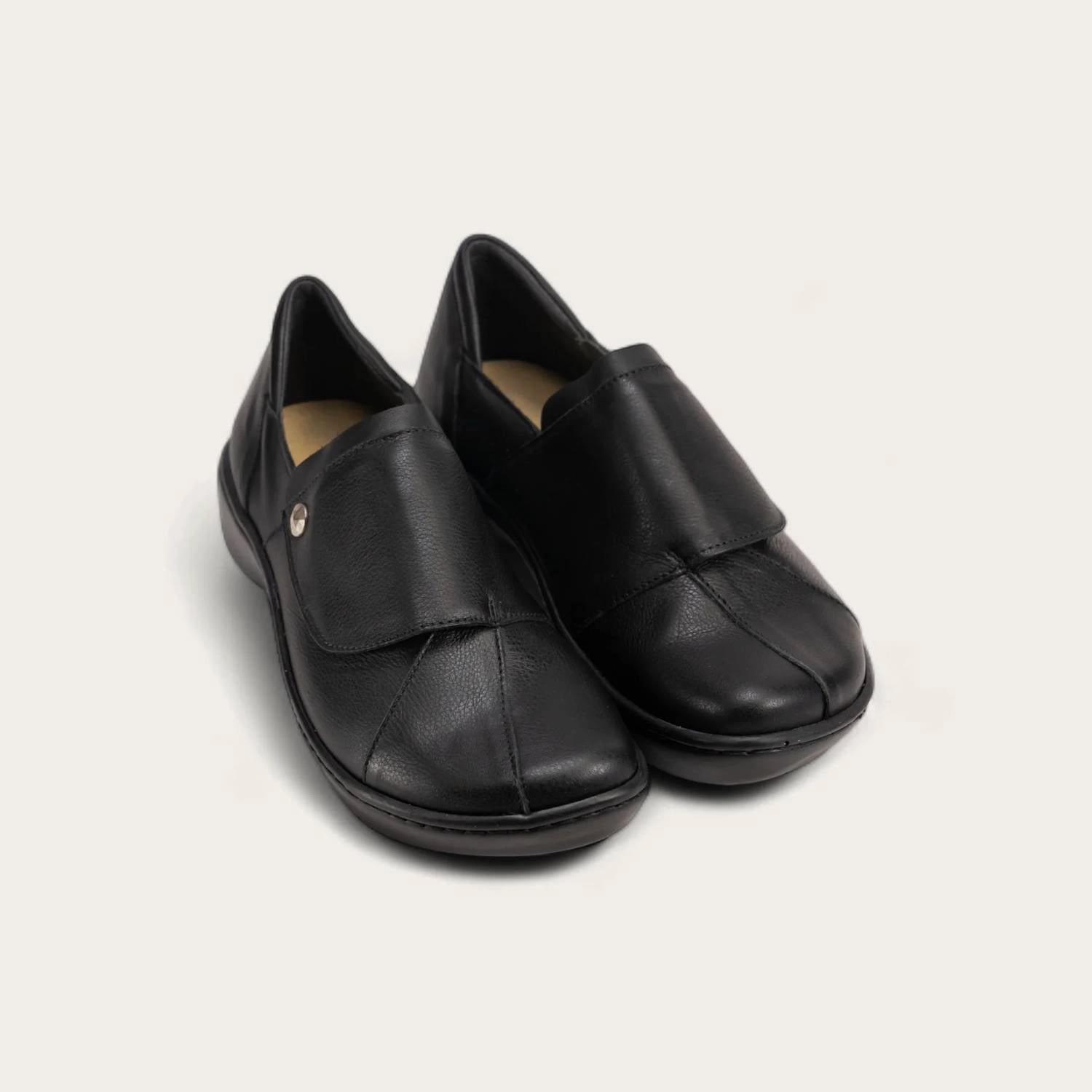 Women's Lagoon Velcro Shoes In Soft Black/jet Black