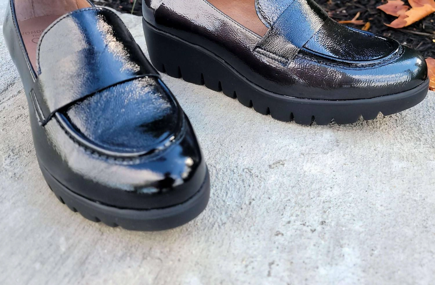 Women's Leather Loafers In Black