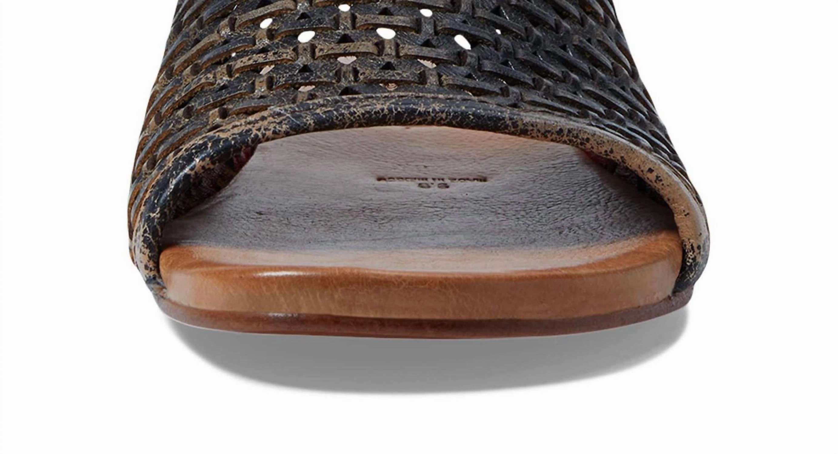 Women's Minerva Flat Slide Sandals In Black Lux