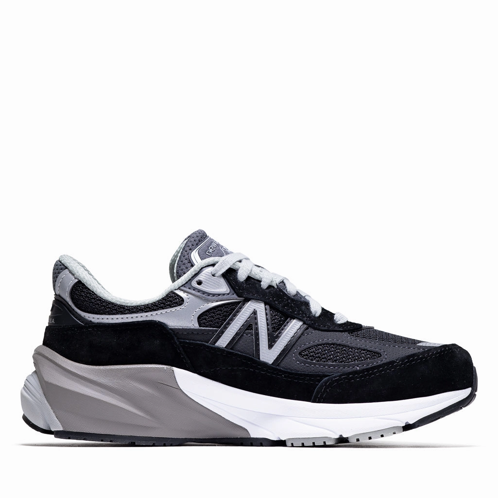 Women's New Balance Made in USA 990v6 - Black