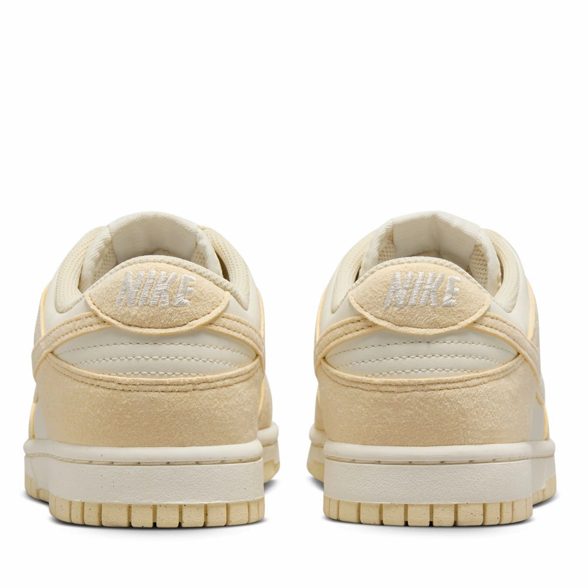 Women's Nike Dunk Low - Soft Pearl/Beach