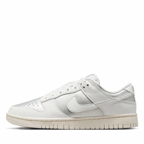 Women's Nike Dunk Low Next Nature - Metallic Platinum/Summit White Sneakers final sale